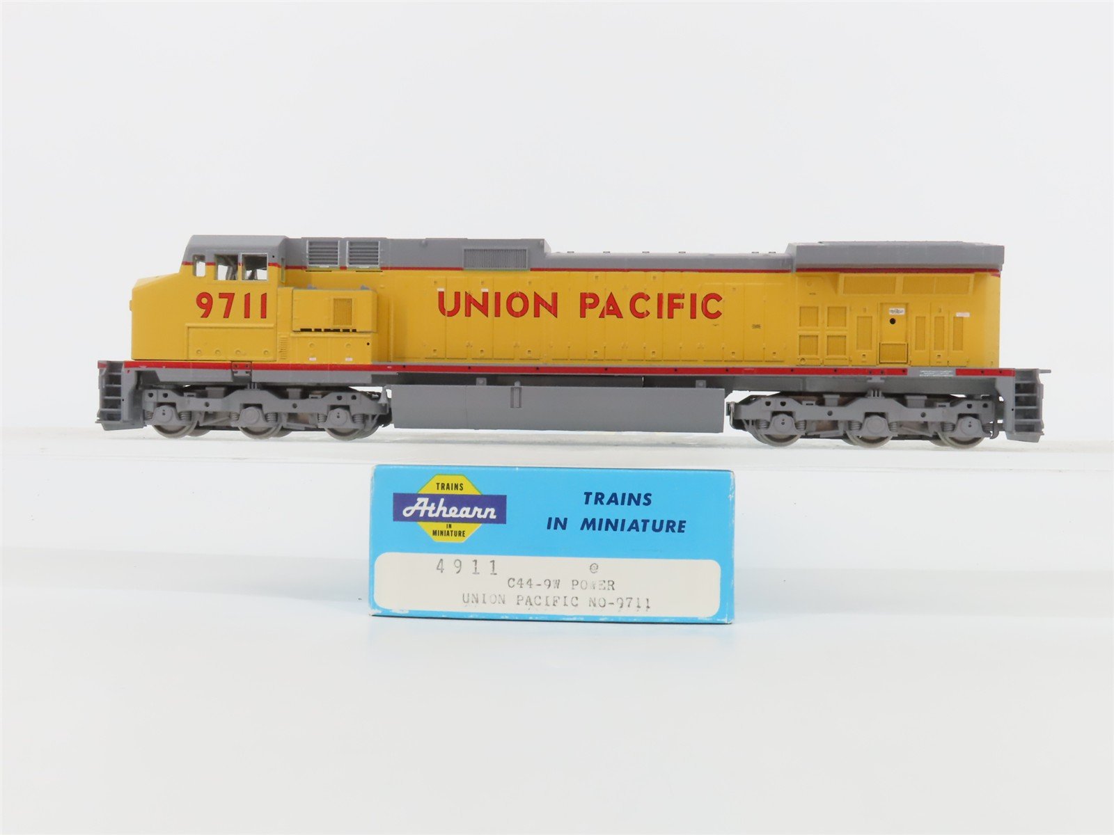 HO Scale Athearn 4911 UP Union Pacific GE C44-9W Diesel Locomotive #9711