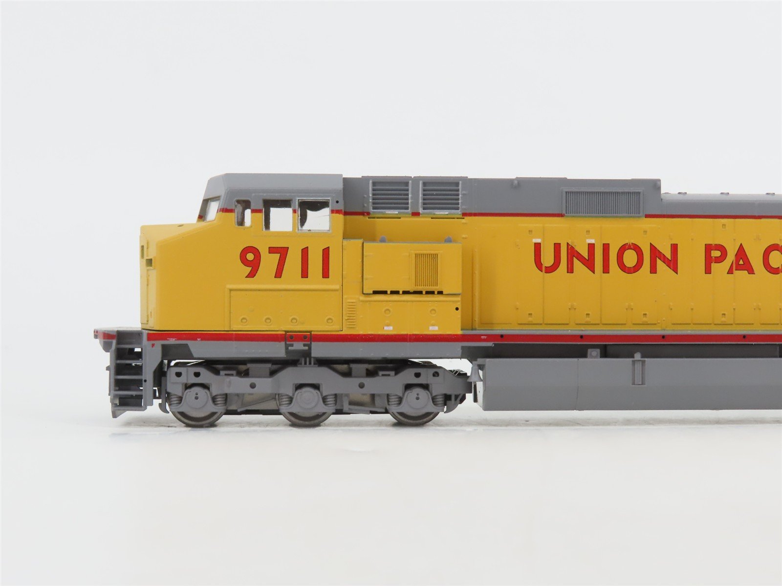 HO Scale Athearn 4911 UP Union Pacific GE C44-9W Diesel Locomotive #9711