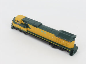 HO Scale Athearn 4914 CNW Chicago & North Western GE C44-9W Diesel #8651