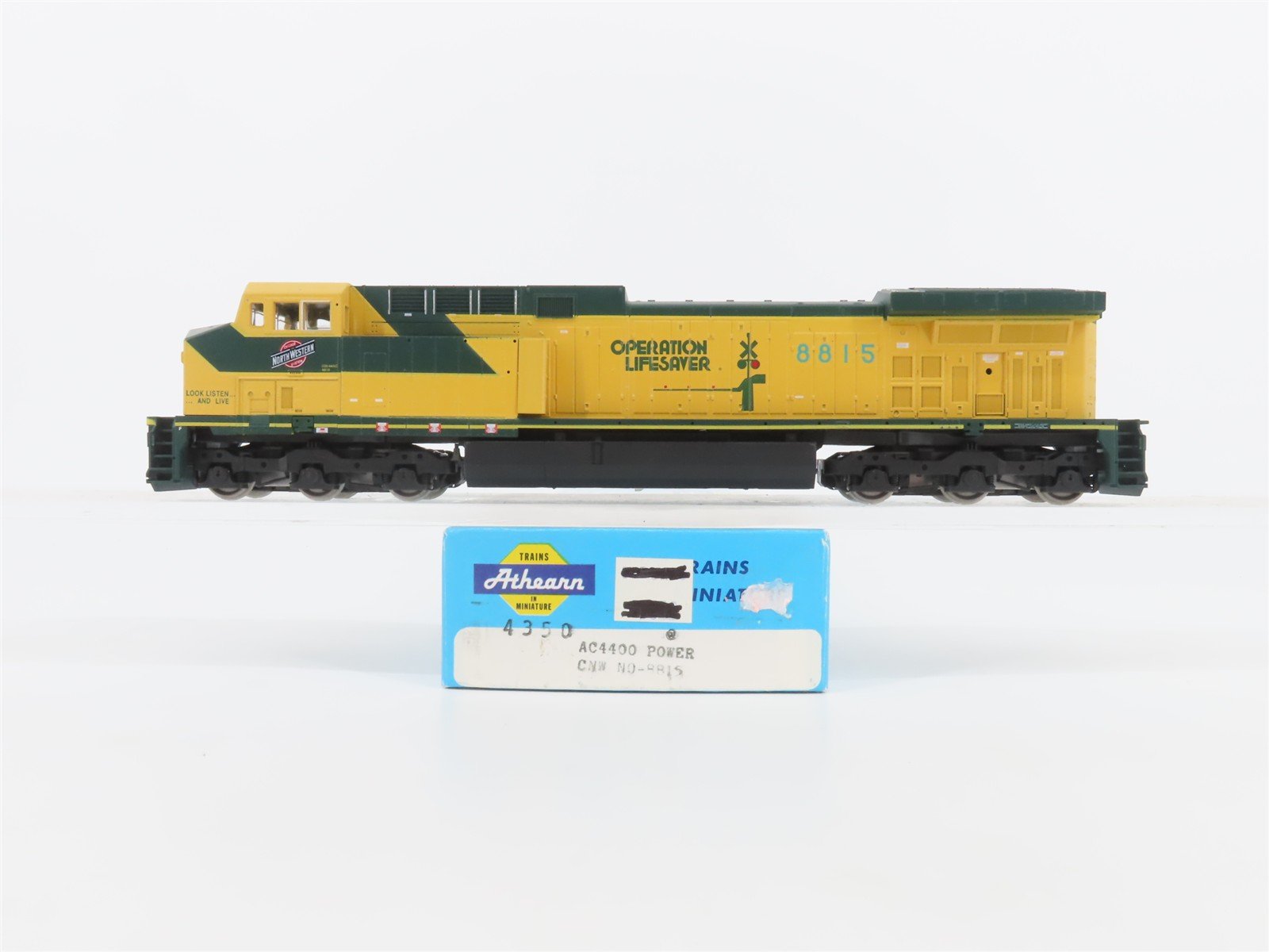 HO Scale Athearn 4350 CNW "Operation Lifesaver" GE AC4400 Diesel #8815