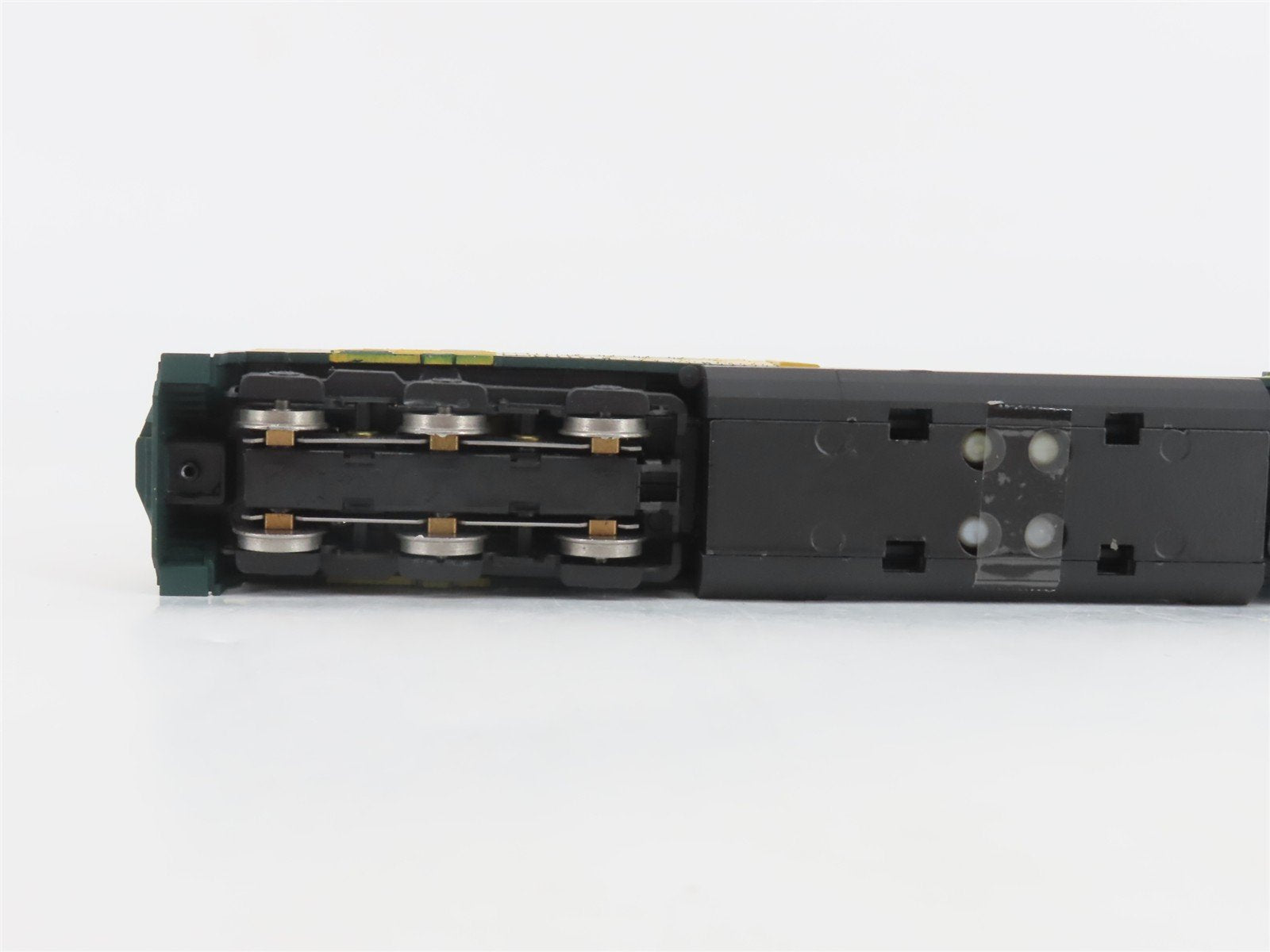 HO Scale Athearn 4350 CNW 