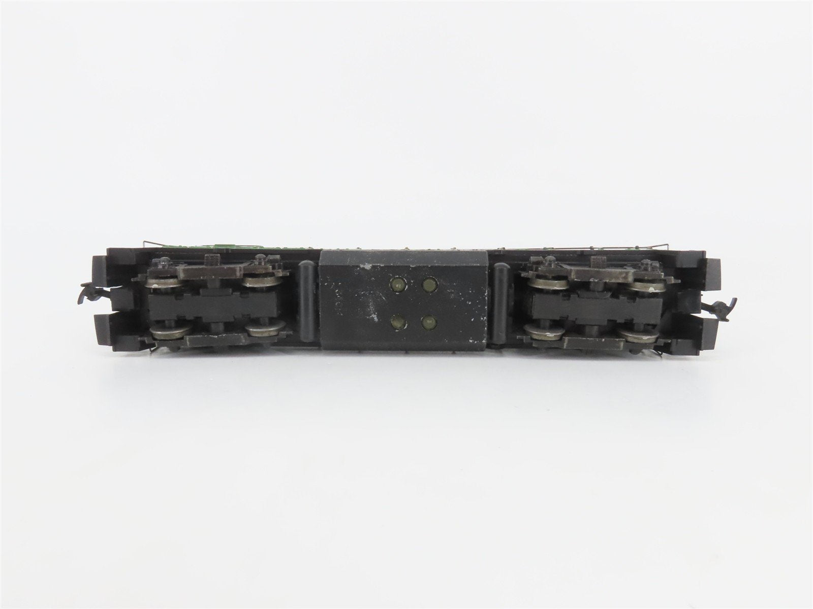 HO Scale Athearn 3411 BN Burlington Northern GE U28B Diesel Locomotive #5450