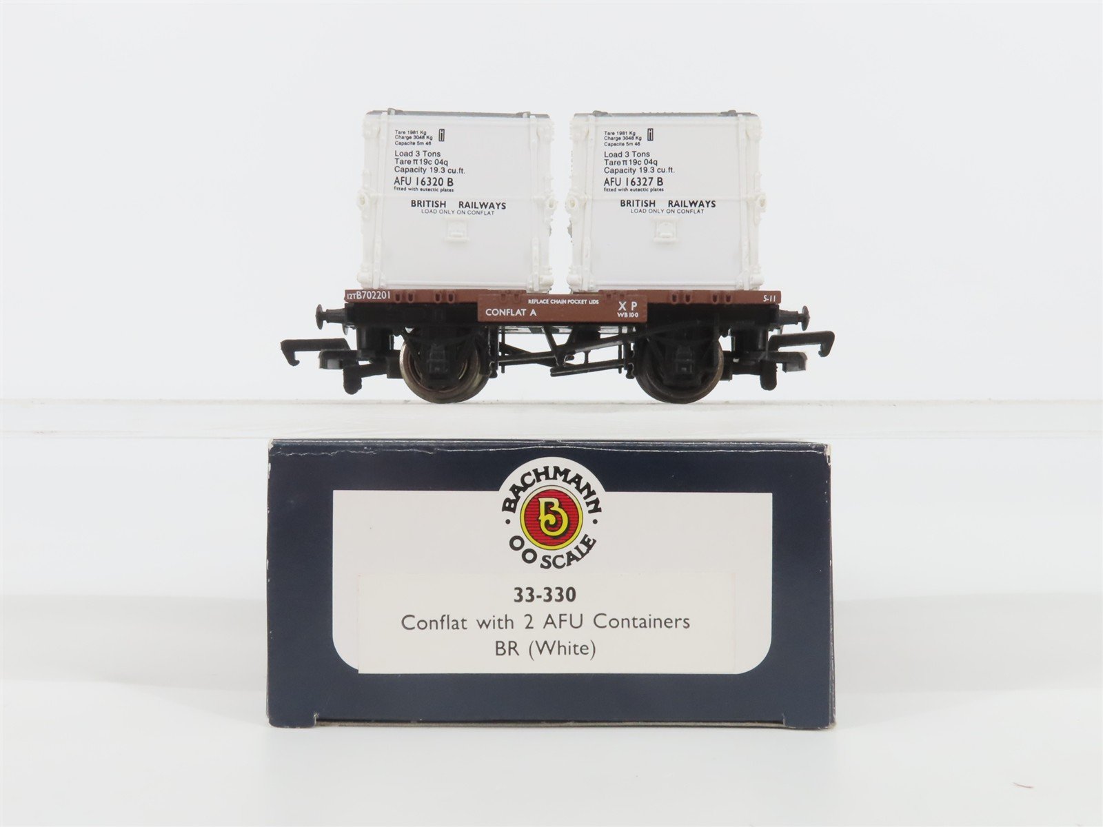 OO Bachmann Branchline 33-330 BR British Railways Conflat Flat Car w/ Containers