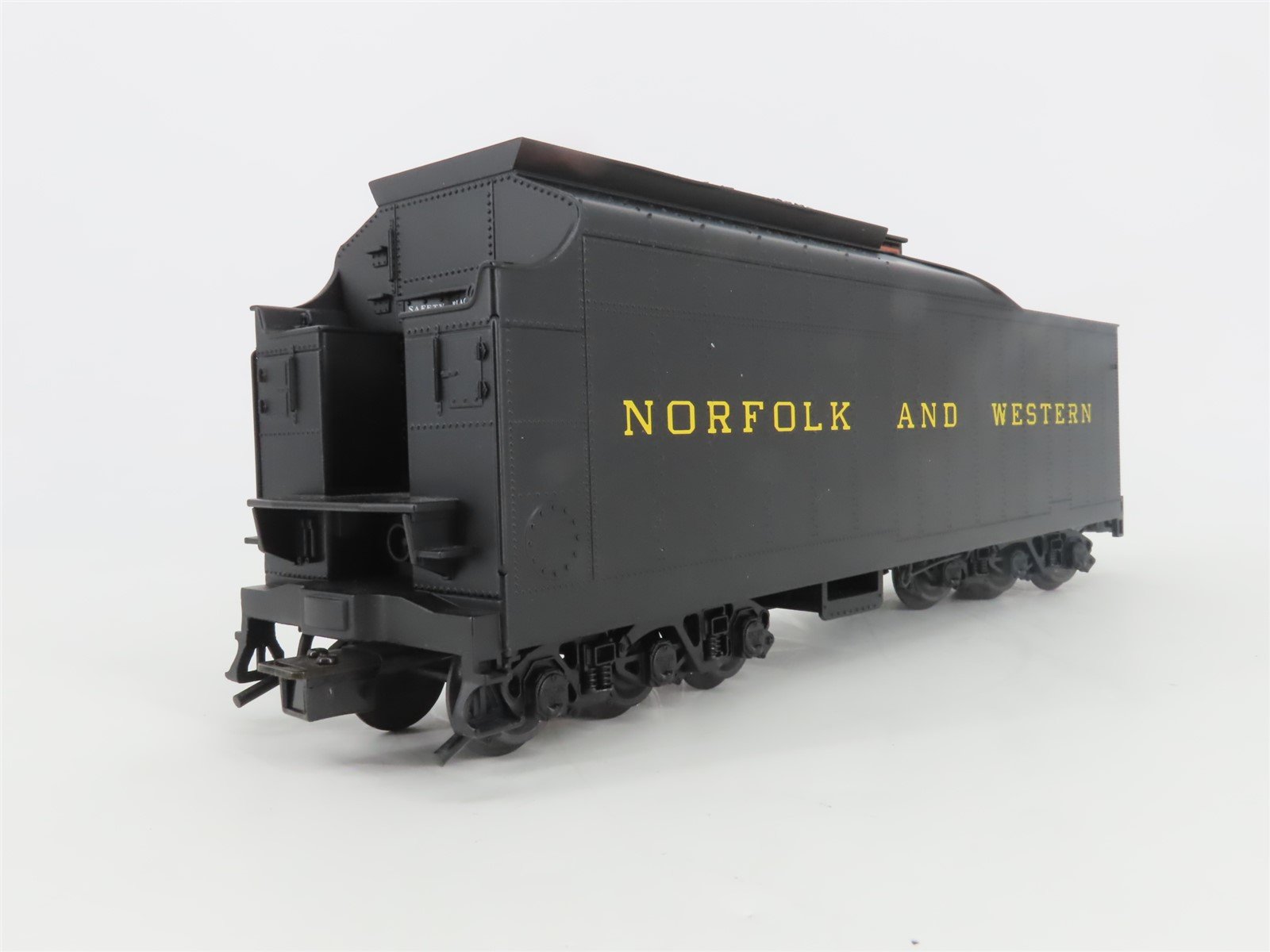 O Gauge 3-Rail Lionel Cowen 6-28085 N&W 2-8-8-2 Steam #2200 wTMCC & Sound