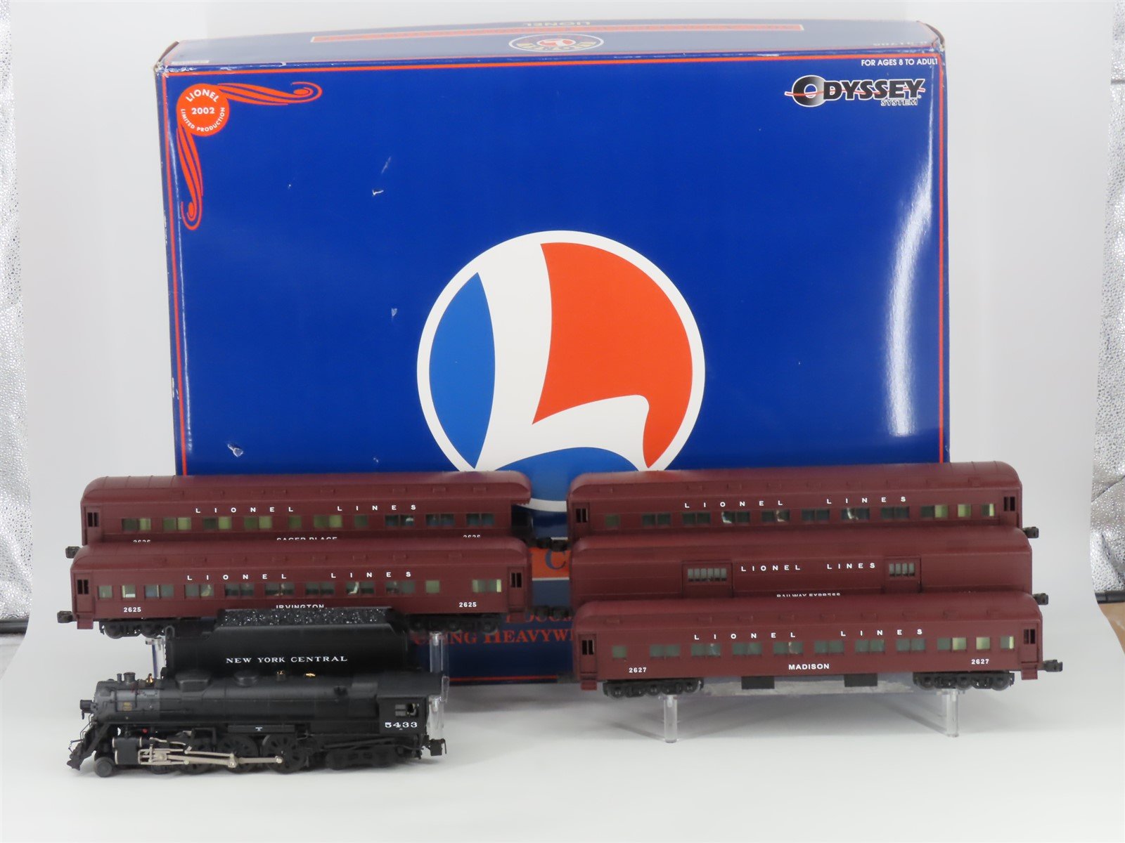 O Gauge 3-Rail Lionel 6-31705 50th Anniversary NYC/Lionel Steam Passenger Set