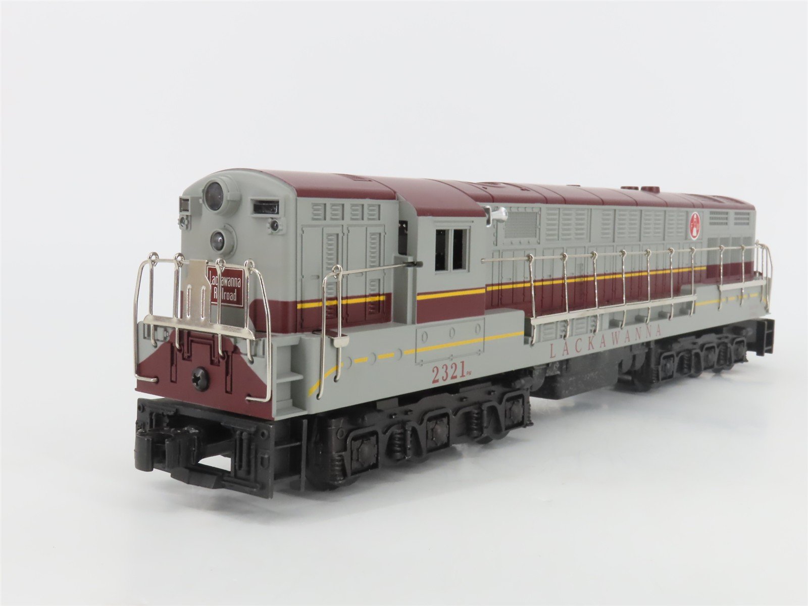 O 3-Rail Lionel Celebration 6-18322 DL&W FM Trainmaster Diesel #2321 TMCC/Sound