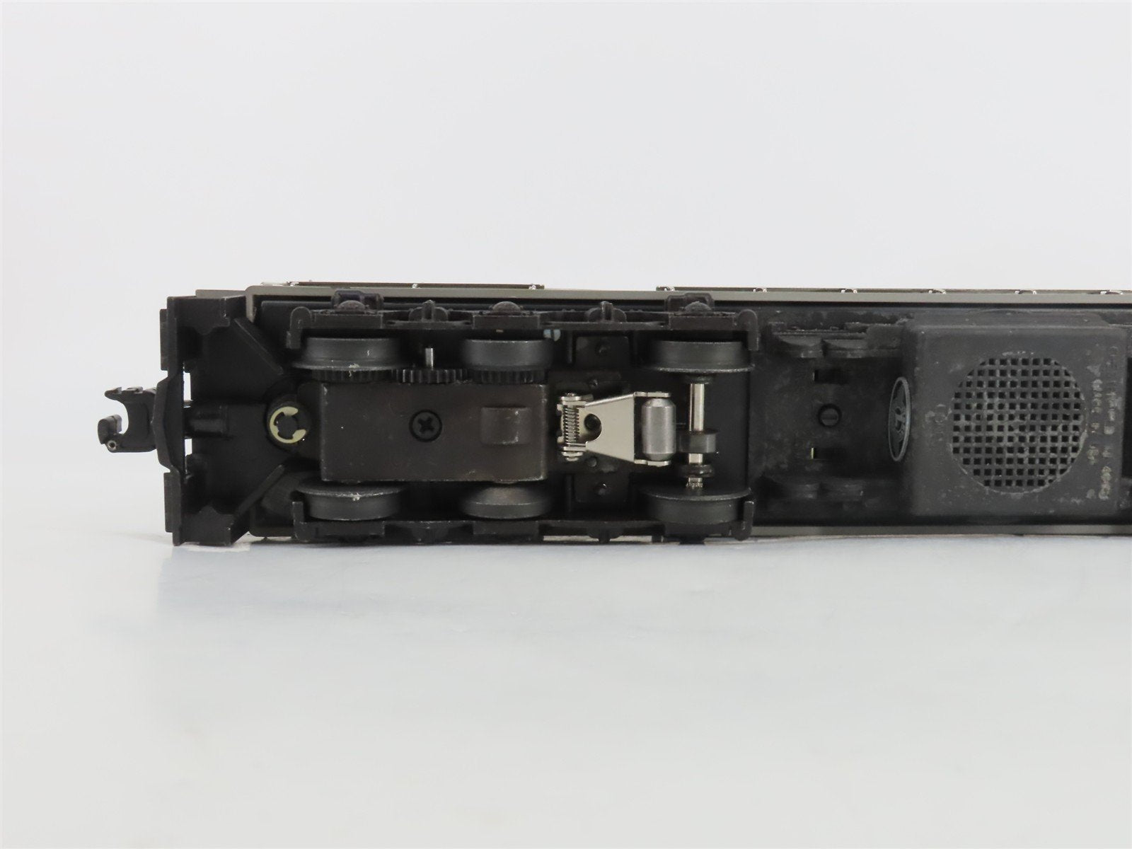 O 3-Rail Lionel Celebration 6-18322 DL&W FM Trainmaster Diesel #2321 TMCC/Sound