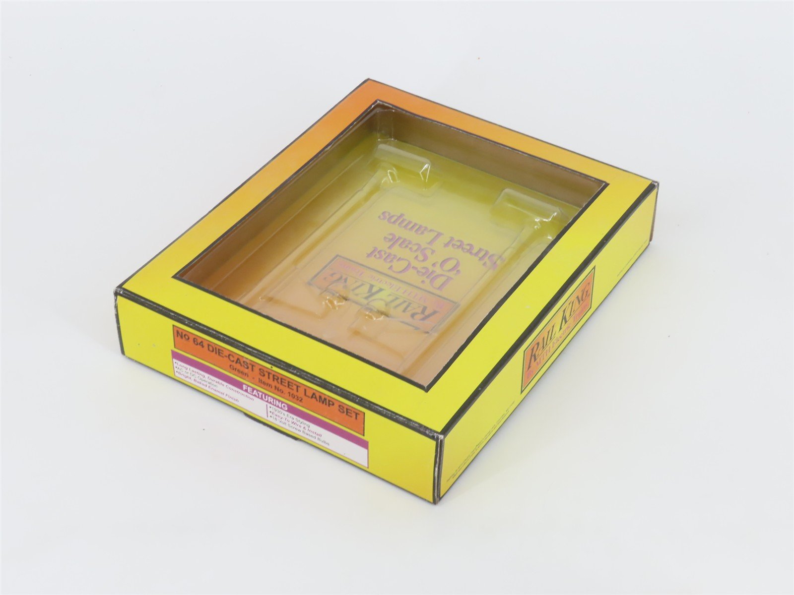 O Scale MTH RailKing 1032 No. 64 Die-Cast 1930's Era Green Street Lamp 2-Pack