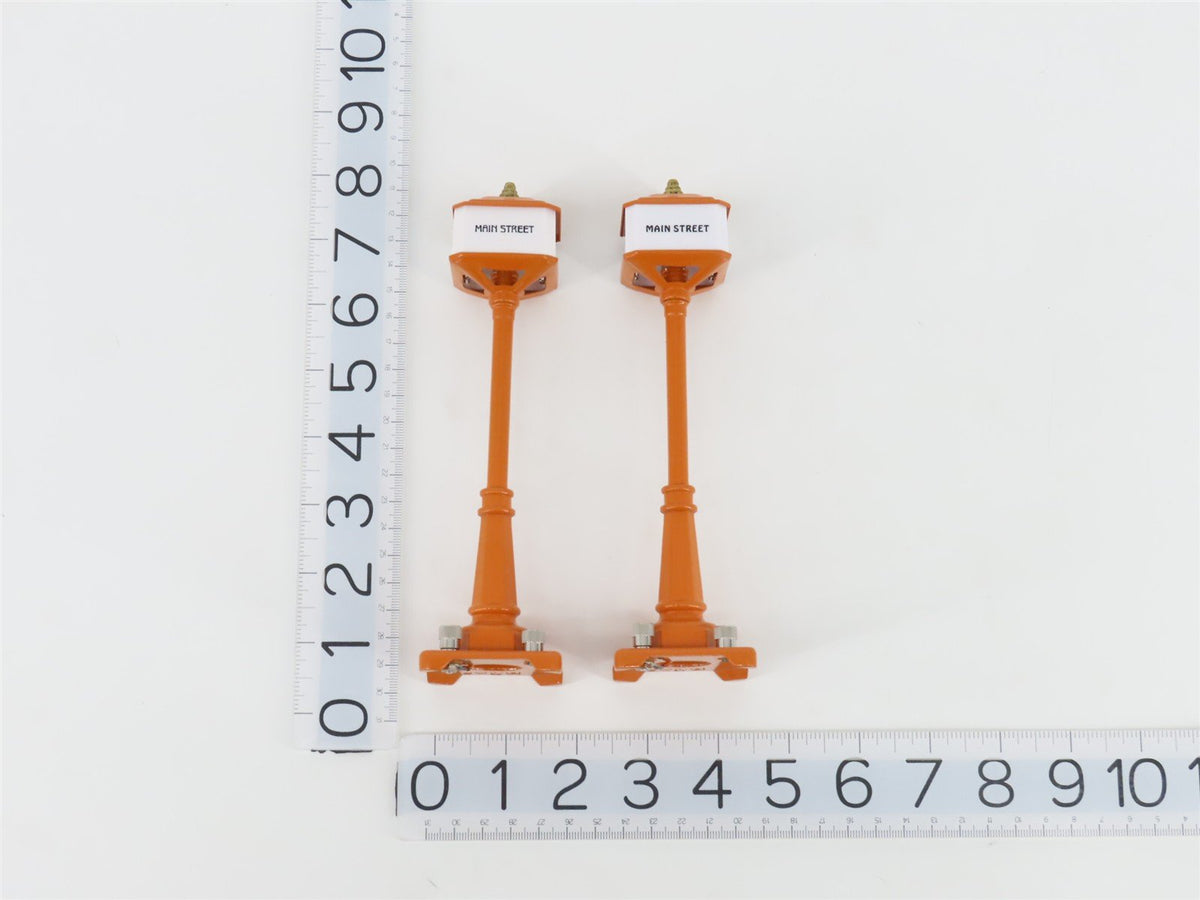 O MTH RailKing MT-1029 No. 57 Orange &quot;Main Street/Broadway&quot; Street Lamp 2-Pack