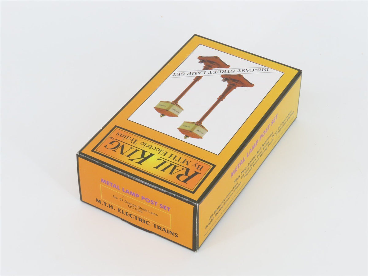 O MTH RailKing MT-1029 No. 57 Orange &quot;Main Street/Broadway&quot; Street Lamp 2-Pack
