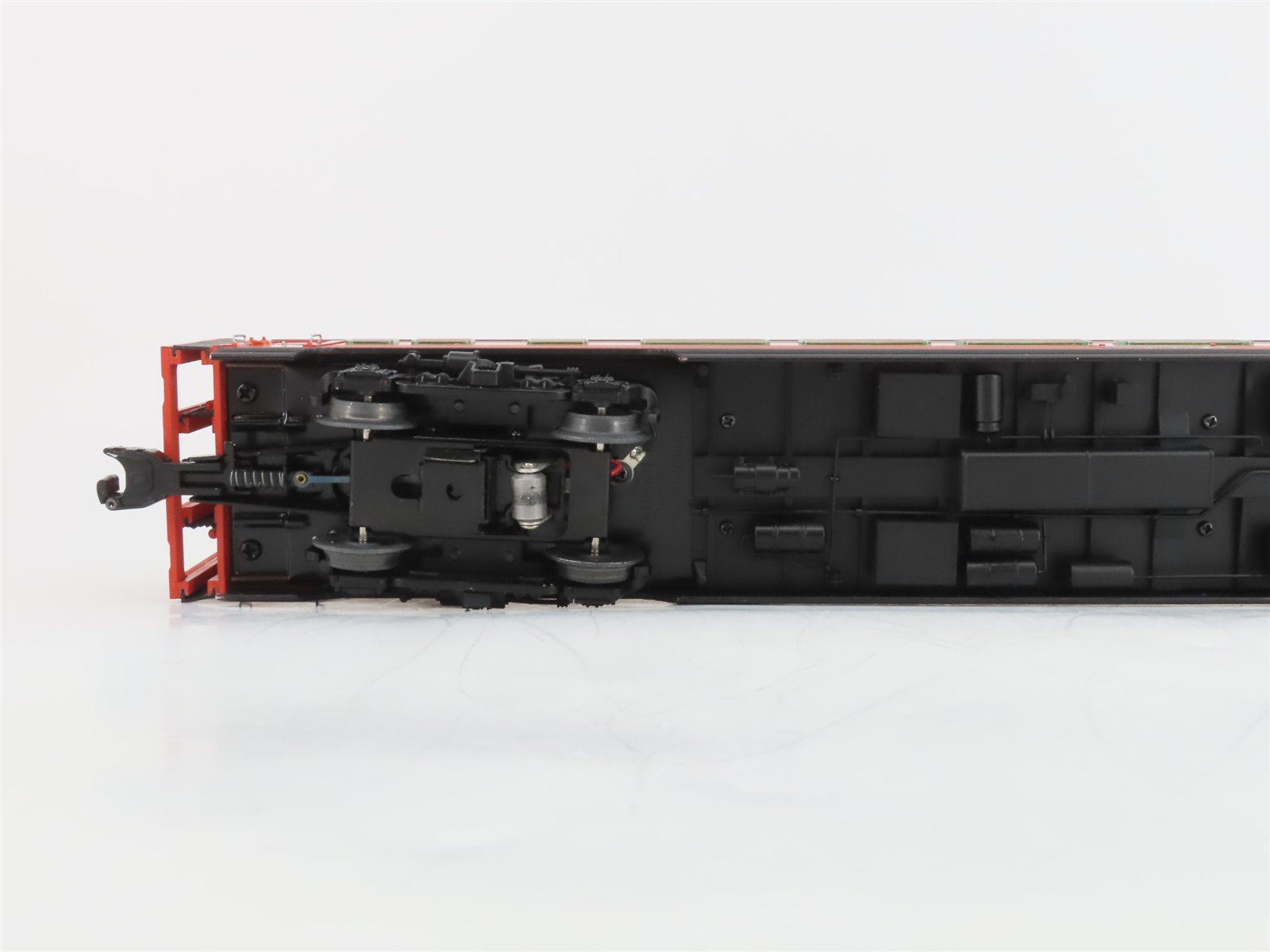 O Gauge 3-Rail Lionel 6-29118 SP Southern Pacific Coach Passenger Car #2401