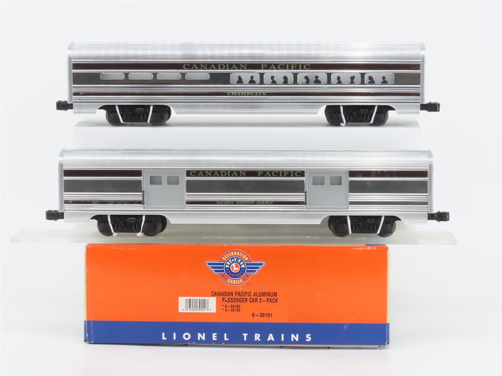 O Gauge 3-Rail Lionel 6-39151 CP Canadian Pacific Aluminum Passenger 2-Car Set