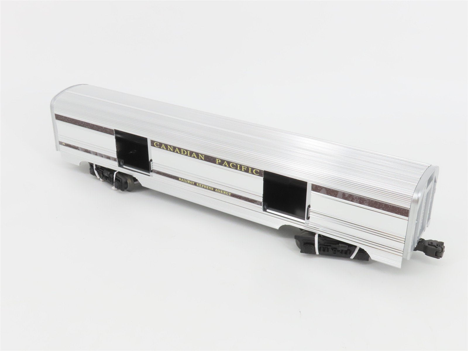 O Gauge 3-Rail Lionel 6-39151 CP Canadian Pacific Aluminum Passenger 2-Car Set