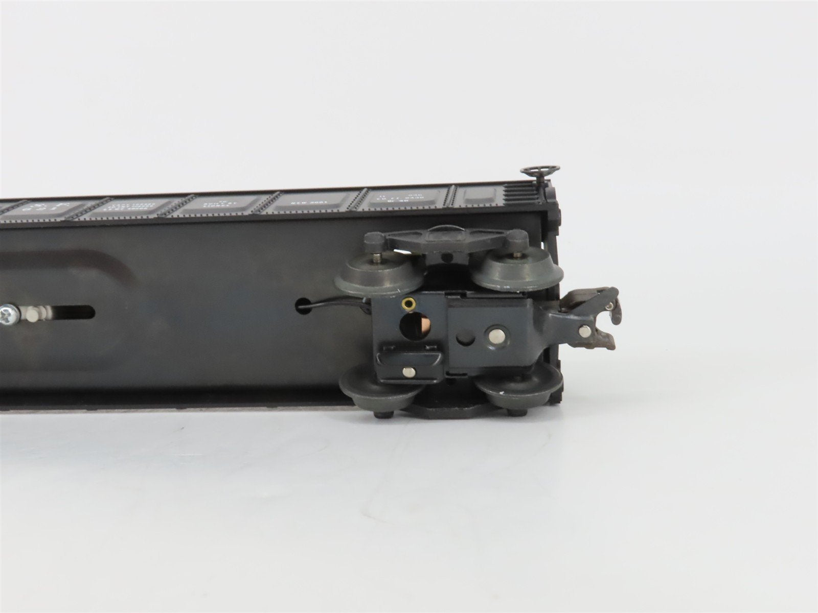 O Gauge 3-Rail Lionel 6-26757 ATSF Santa Fe Operating Barrel Gondola #35621