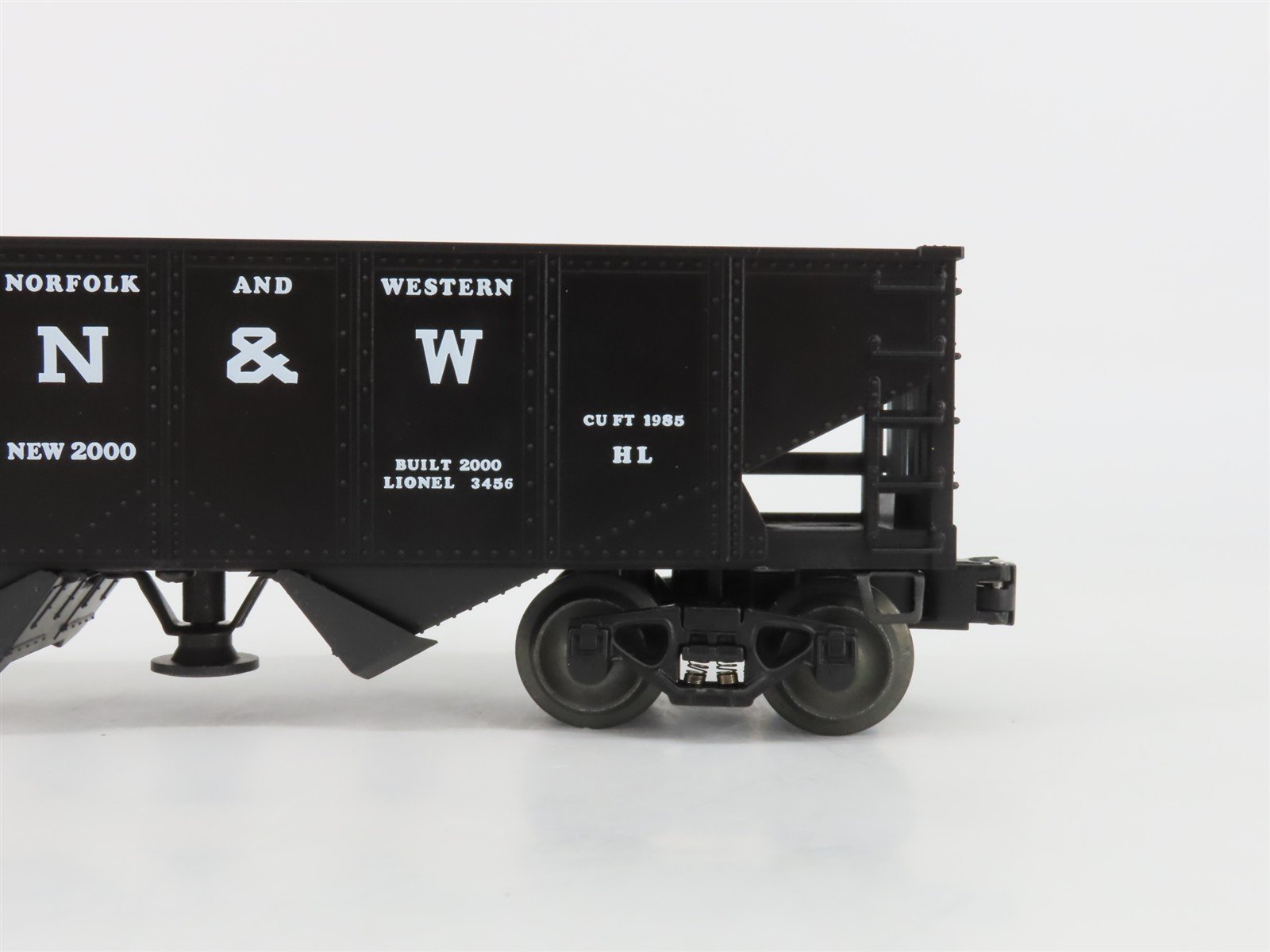 O Gauge 3-Rail Lionel 6-19885 N&W Norfolk & Western Operating Hopper #22000