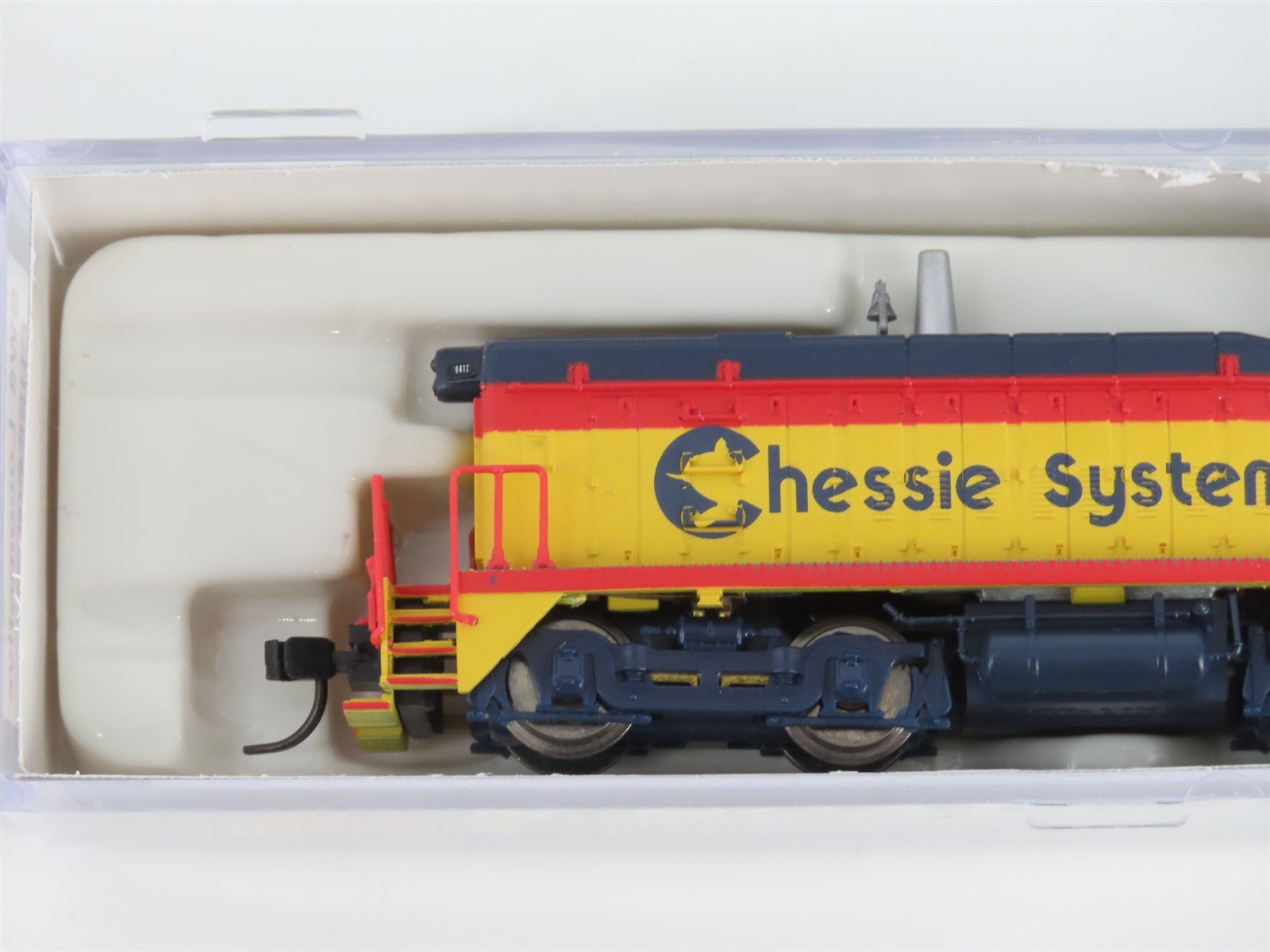 N Scale Life-Like 7386 B&O Chessie System EMD SW8 Diesel Switcher #9412