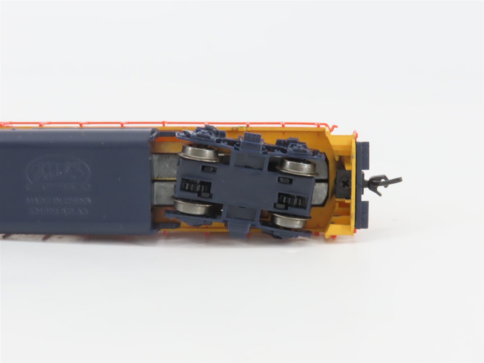 N Scale Atlas 49826 B&O Chessie System EMD GP38 Diesel #4806 - DCC Ready