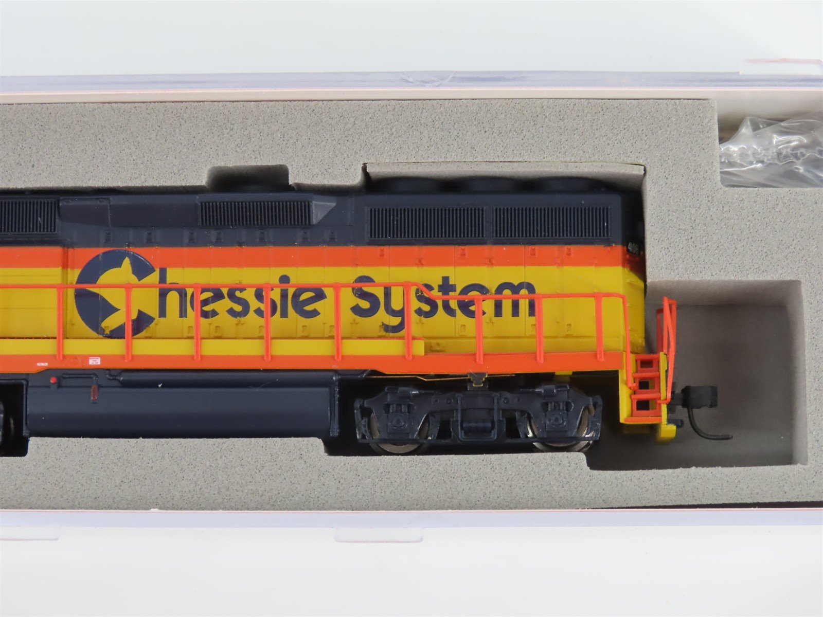 N Scale Atlas 48634 B&O Chessie System EMD GP40-2 Diesel #4108 - DCC Ready