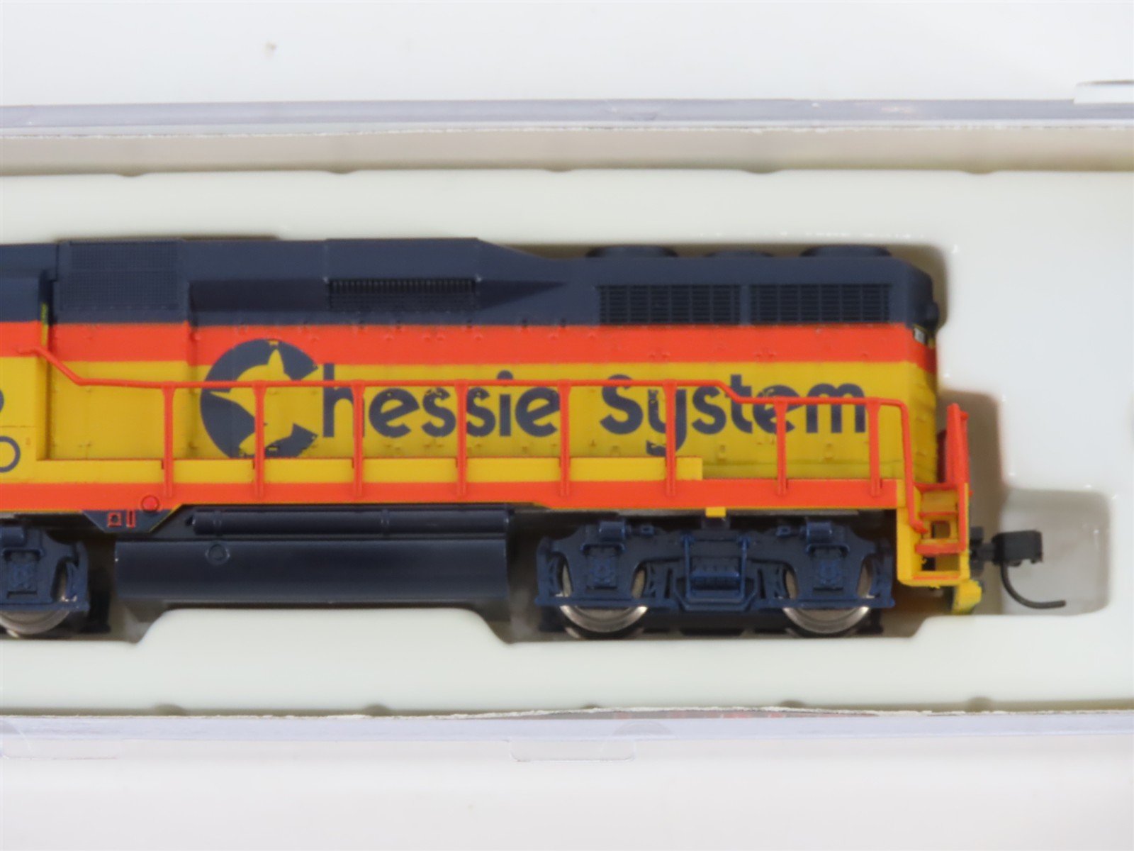 N Scale Atlas Classic 47509 C&O Chessie System EMD GP30 Diesel Locomotive #3030