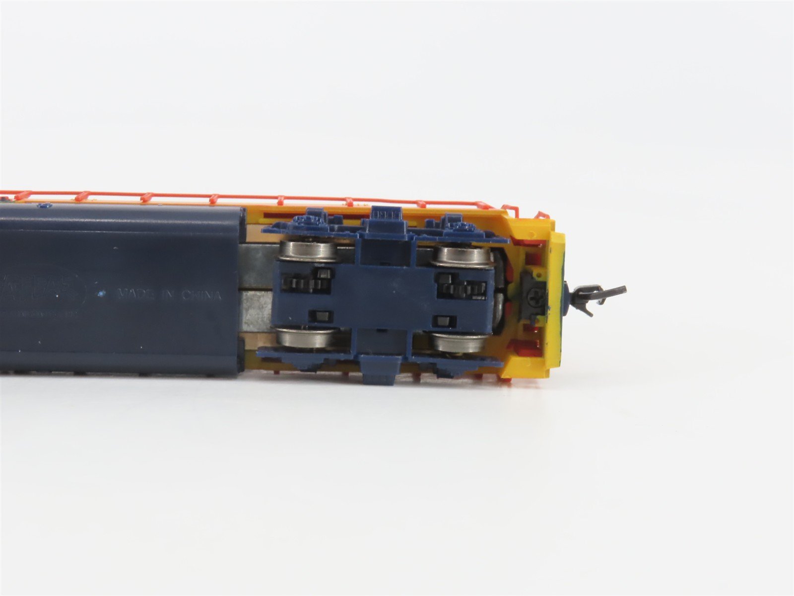 N Scale Atlas Classic 47509 C&O Chessie System EMD GP30 Diesel Locomotive #3030