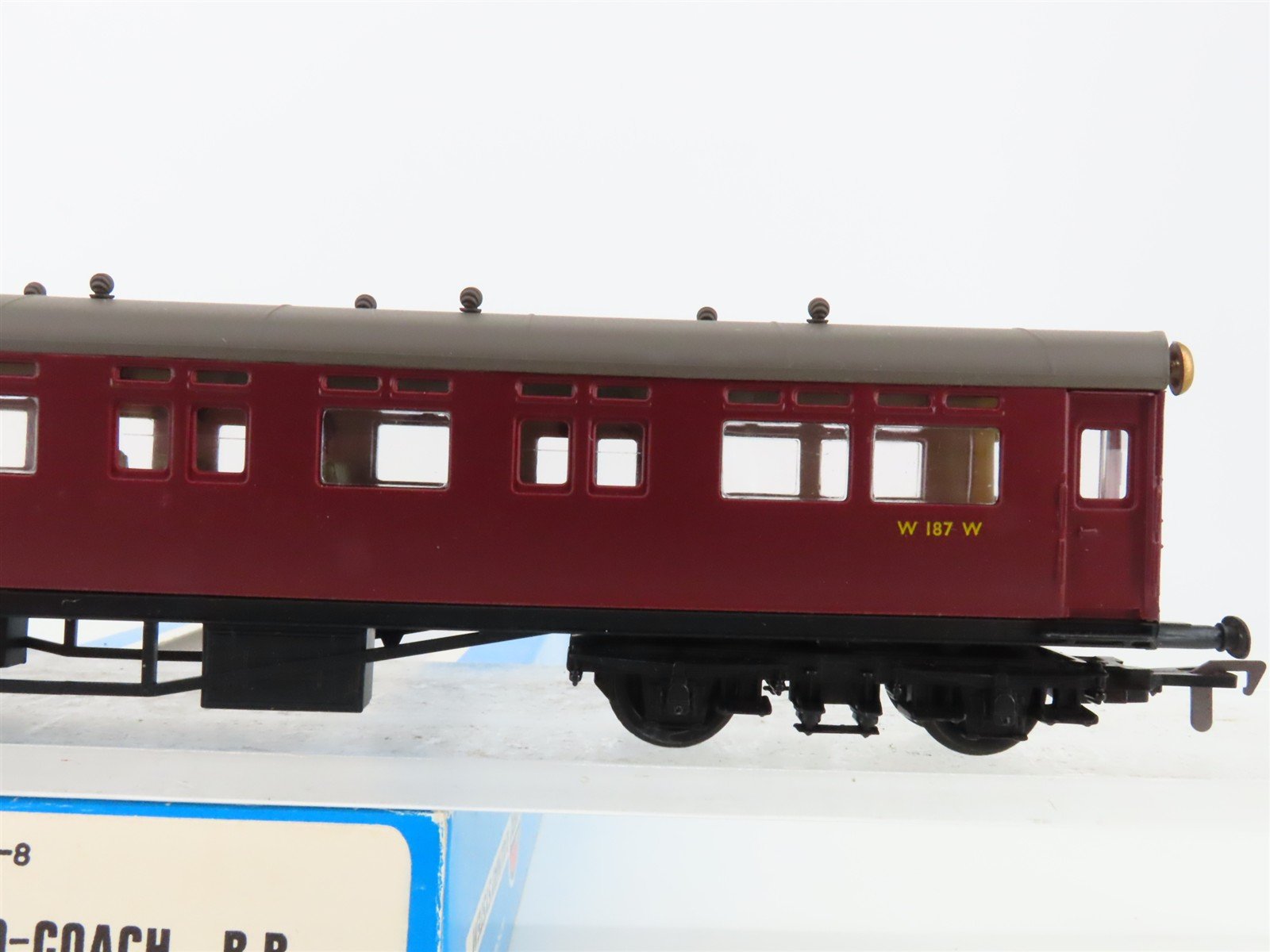 OO Scale Airfix 54256-8 BR Auto Coach Passenger Car #W187W