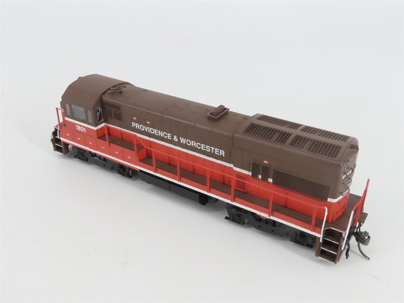 HO Intermountain 49455S-01 P&W Railway U18B Diesel Loco #1801 w/ DCC & Sound