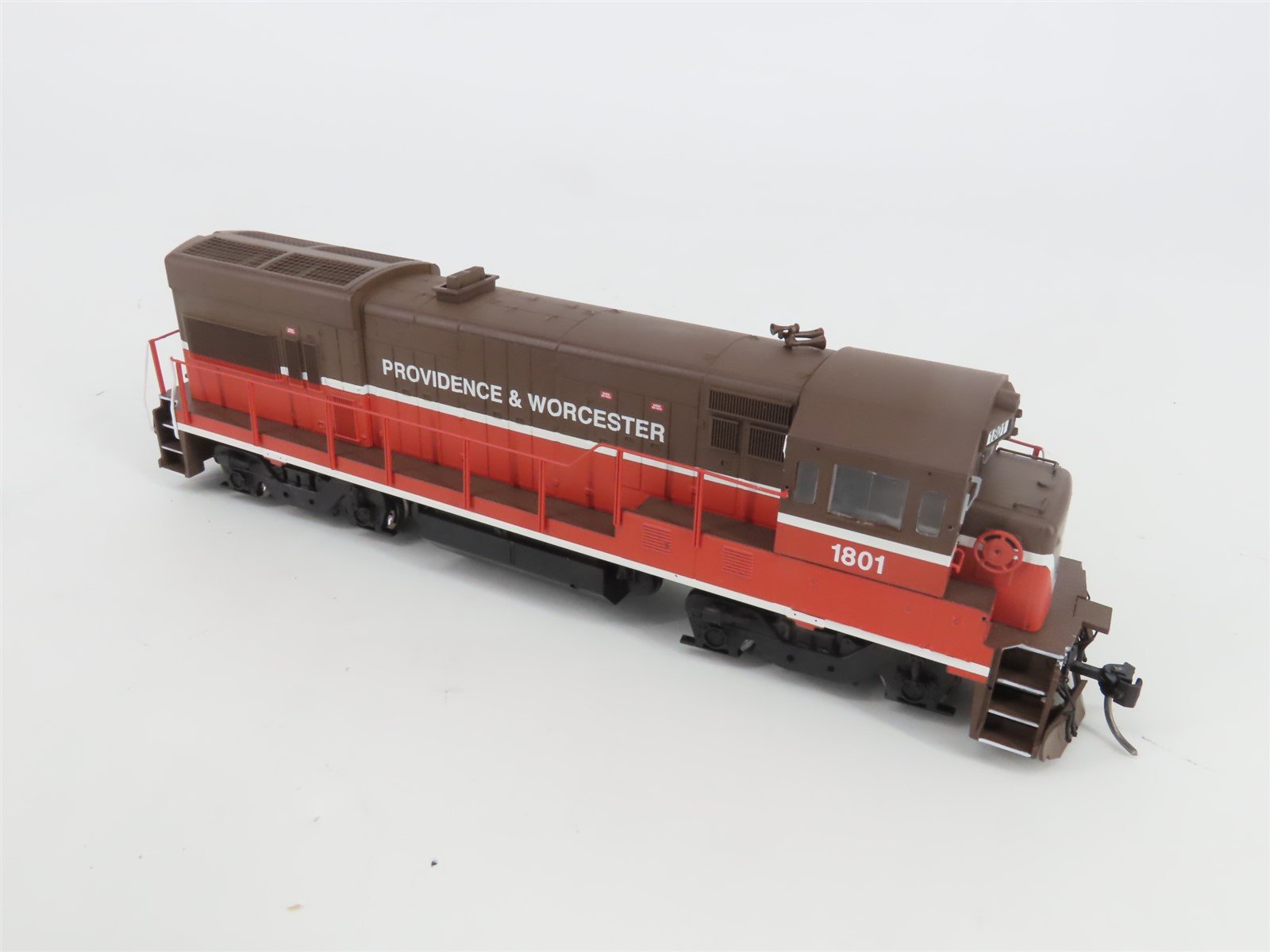 HO Intermountain 49455S-01 P&W Railway U18B Diesel Loco #1801 w/ DCC & Sound