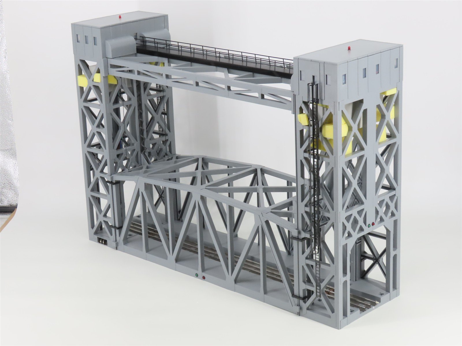 O 1/48 Scale 6-12782 Operating Lift Bridge