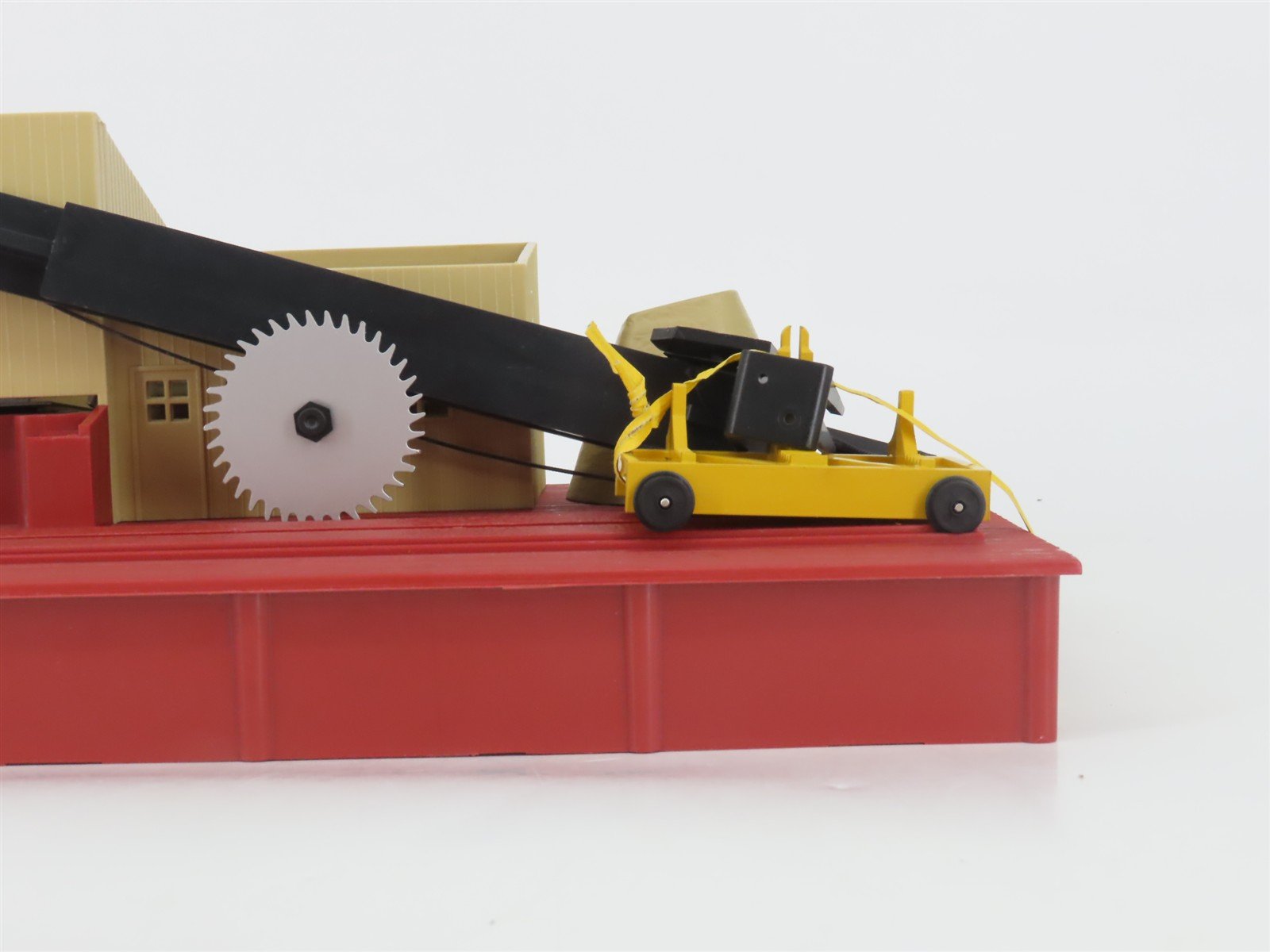 S 1/64 Scale Lionel American Flyer 4-2321 Operating Sawmill