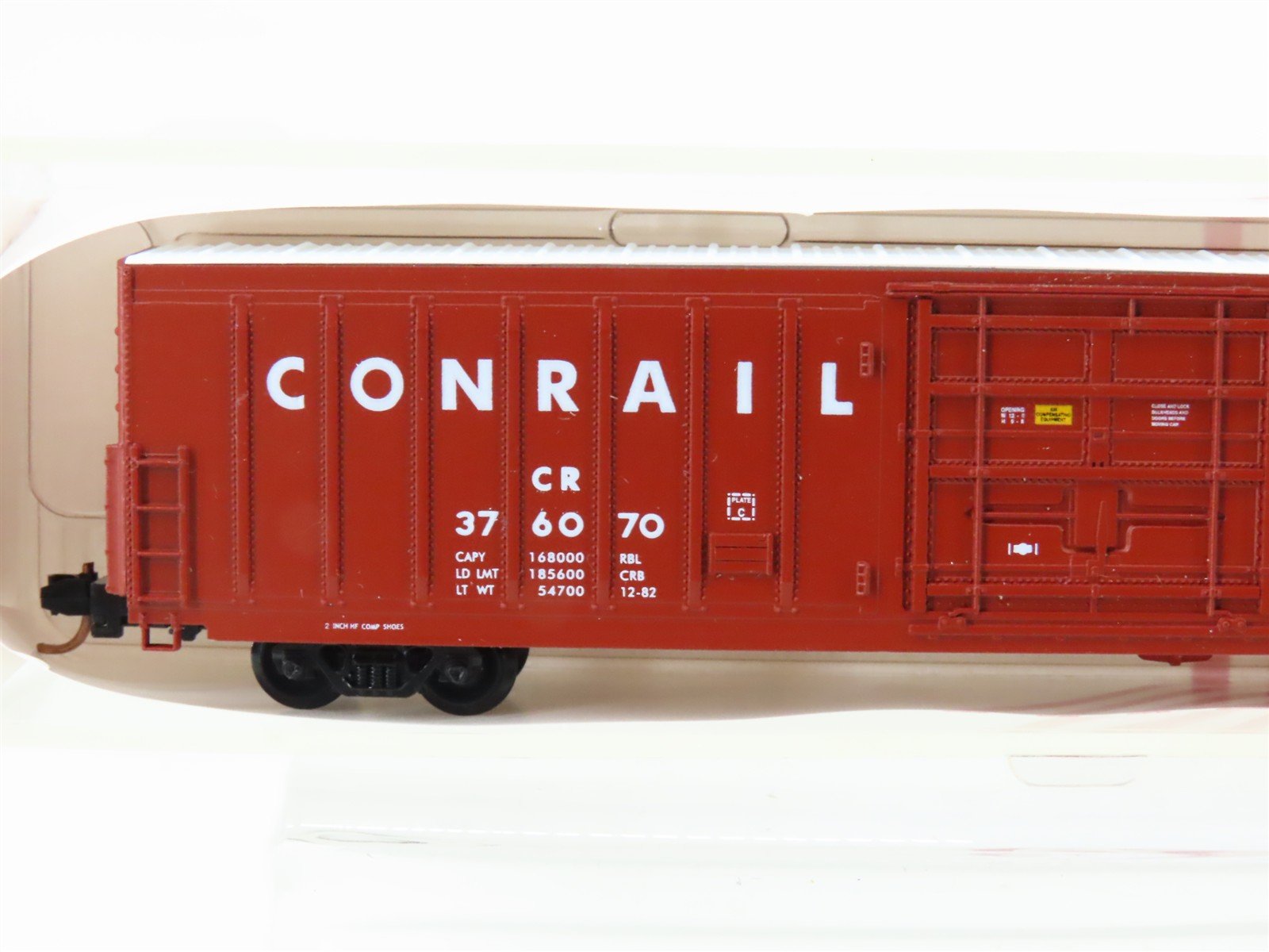 N Scale Red Caboose RN-17289-2 CR Conrail PC&F 62' Insulated Box Car #376070