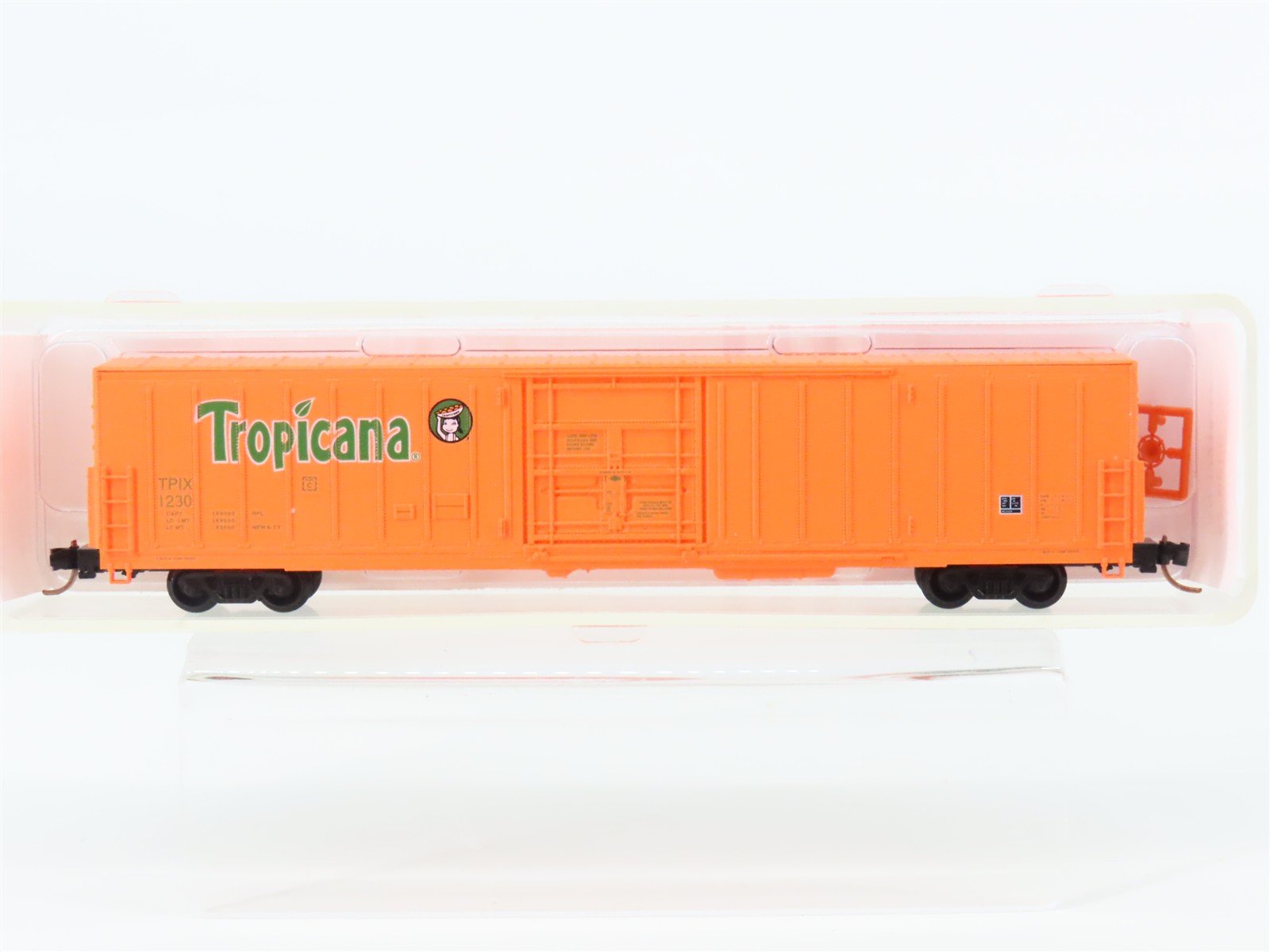 N Scale Red Caboose RN-17215-17 TPIX Tropicana PC&F 62' Insulated Box Car #1230