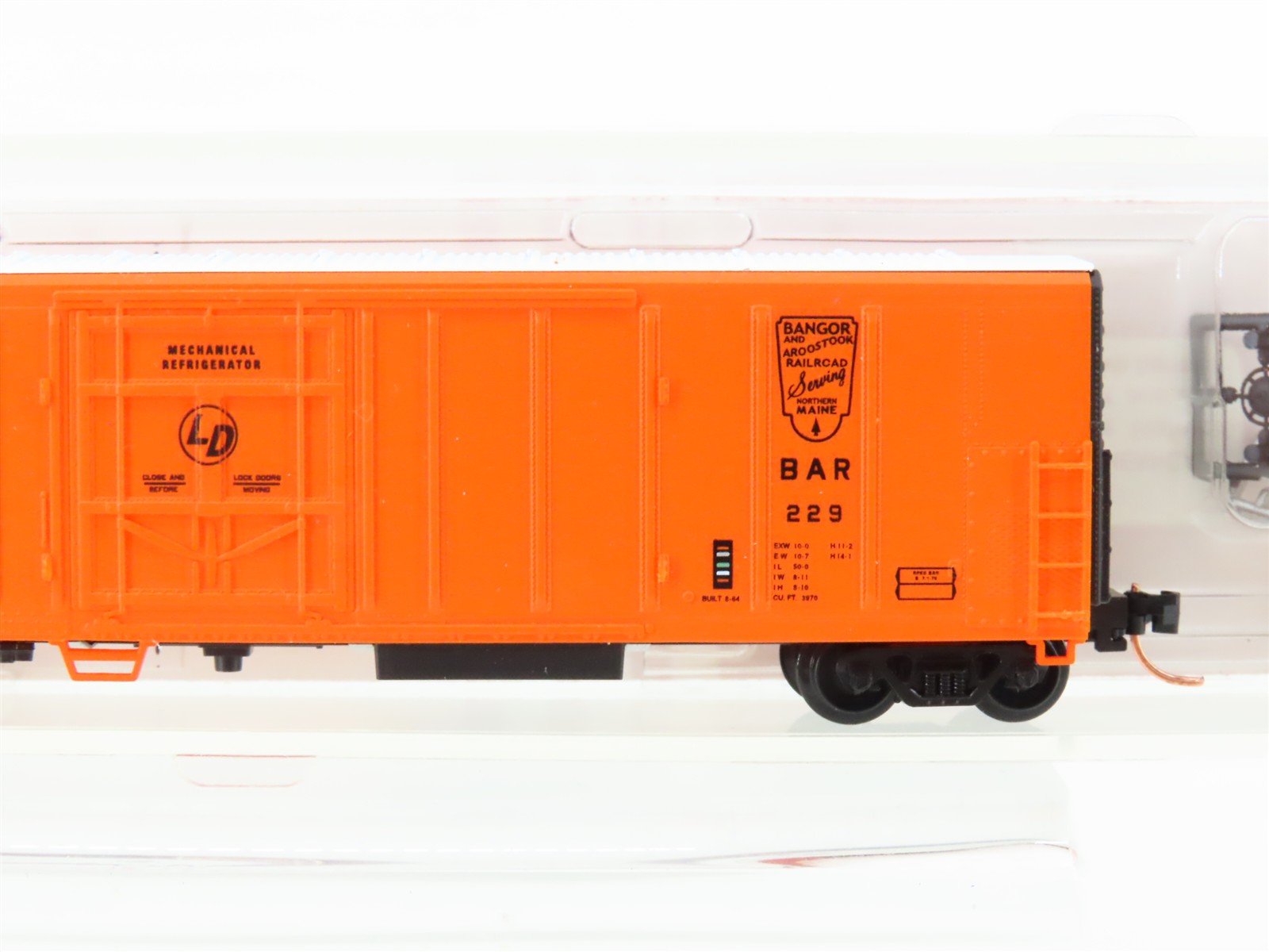 N Scale Red Caboose RN-18813-6 BAR Bangor & Aroostook 57' Mech Reefer #229