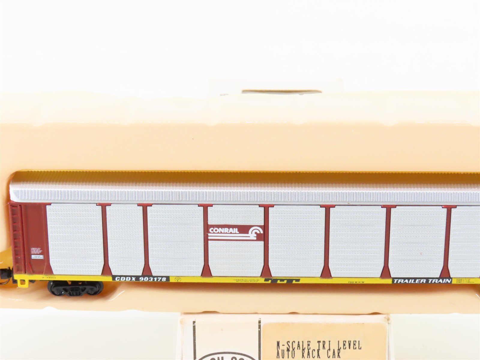 N Con-Cor 0001-603001(01) CDDX Conrail 89' Tri-Level Enclosed Auto Rack #903178