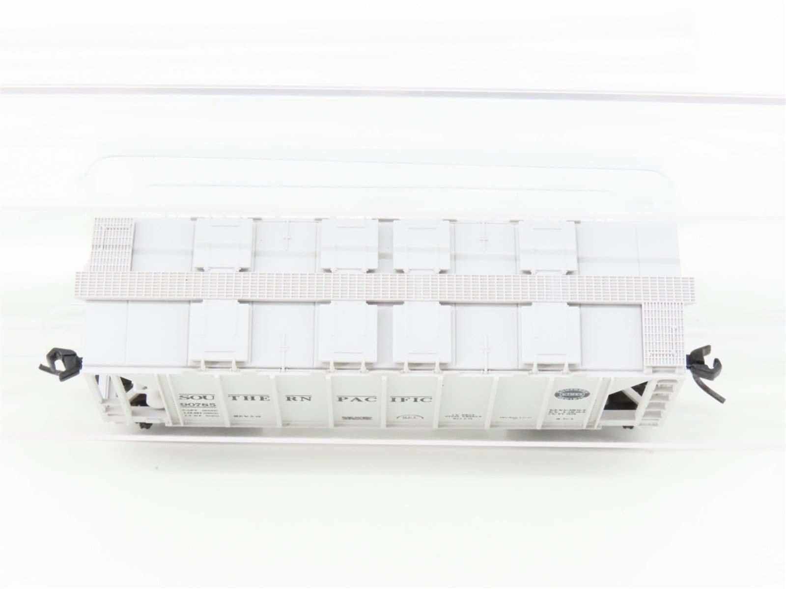 N Scale KATO SP Southern Pacific 2-Bay Covered Hopper #90785