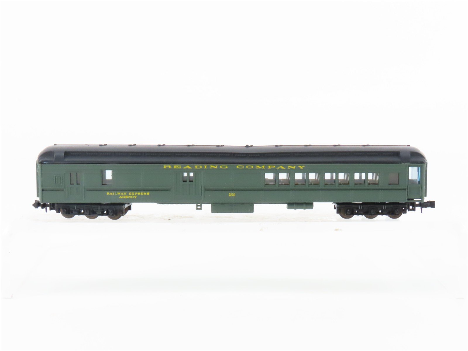 N Scale Lima Bev-Bel 4503 RDG Reading Company RPO Combine Passenger #250