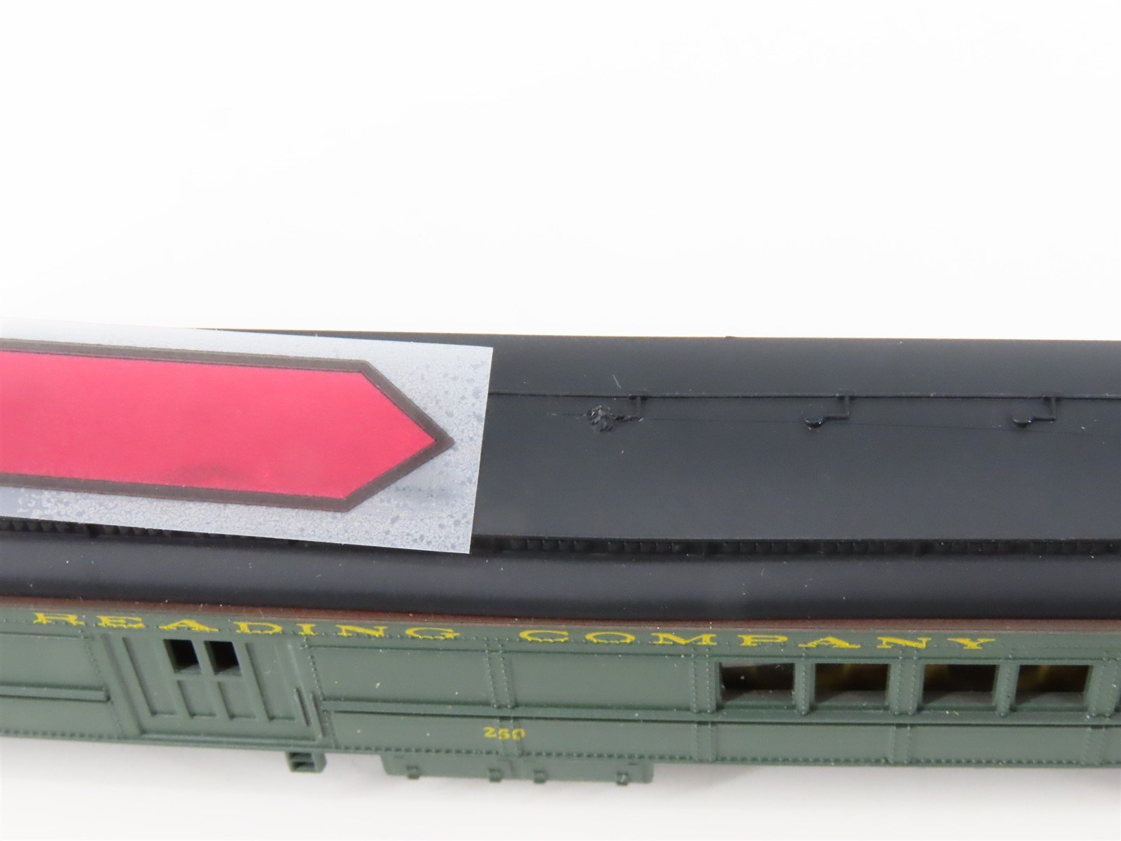 N Scale Lima Bev-Bel 4503 RDG Reading Company RPO Combine Passenger #250