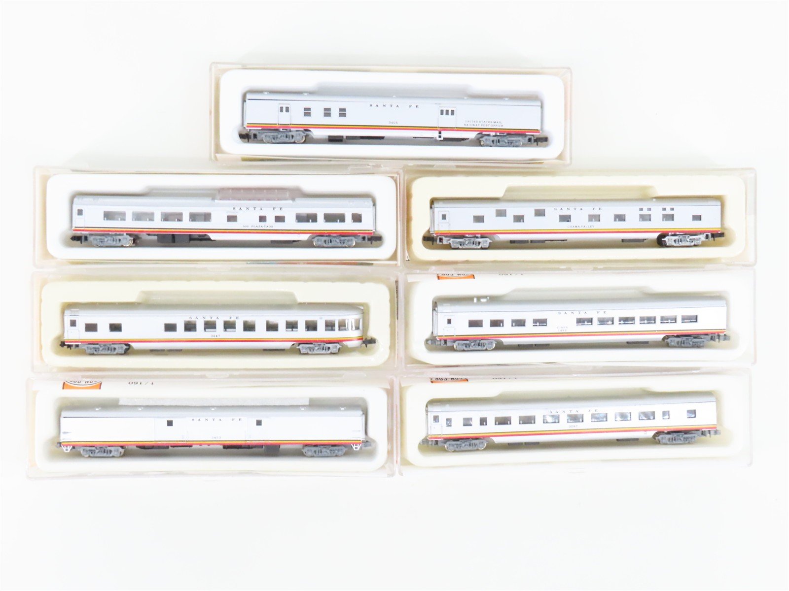 N Scale Con-Cor ATSF Santa Fe Smooth-Side Passenger 7-Car Set