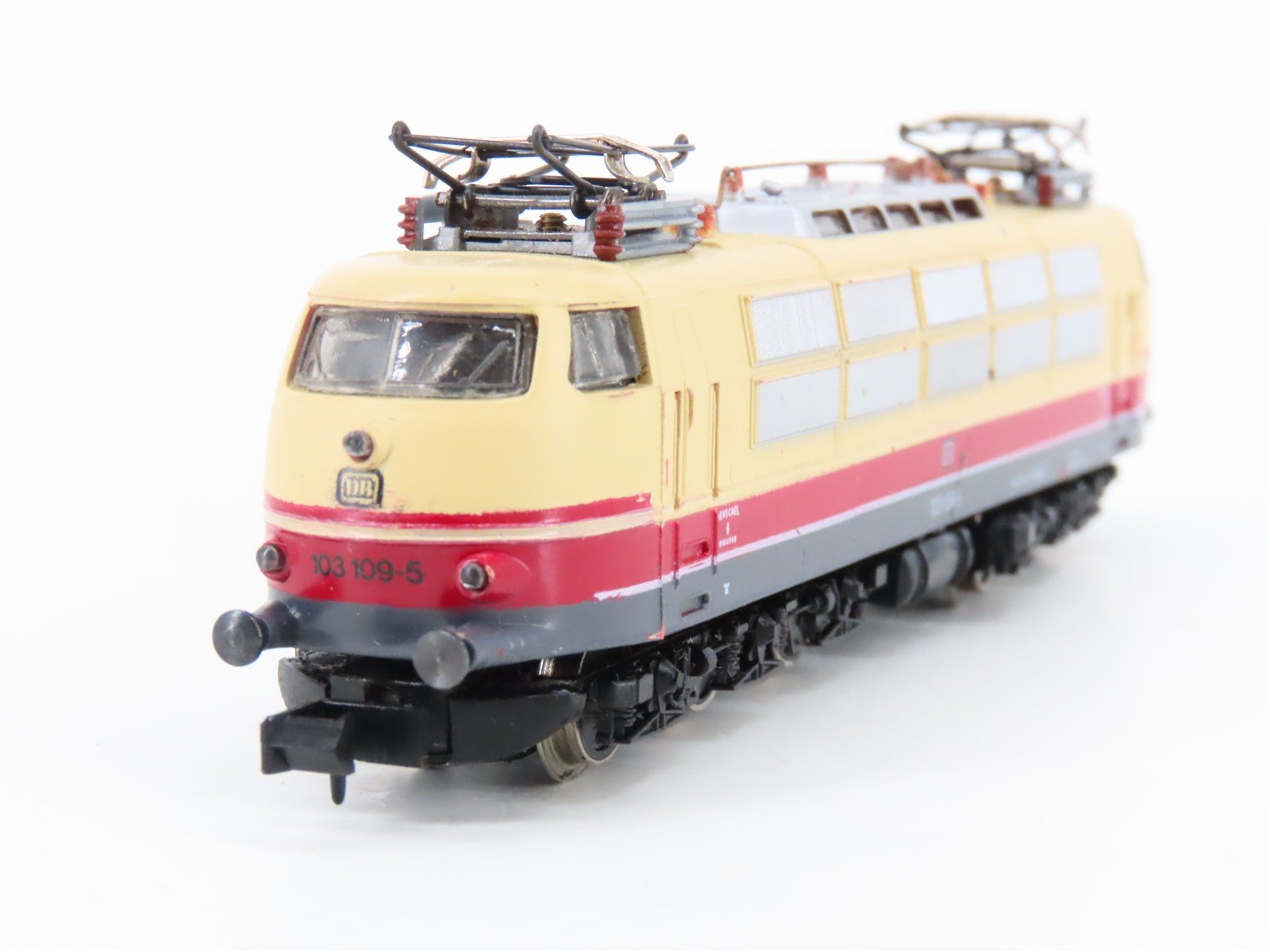 N Scale Arnold Rapido DB Deutsche Bundesbahn BR103 Electric Locomotive #109-5