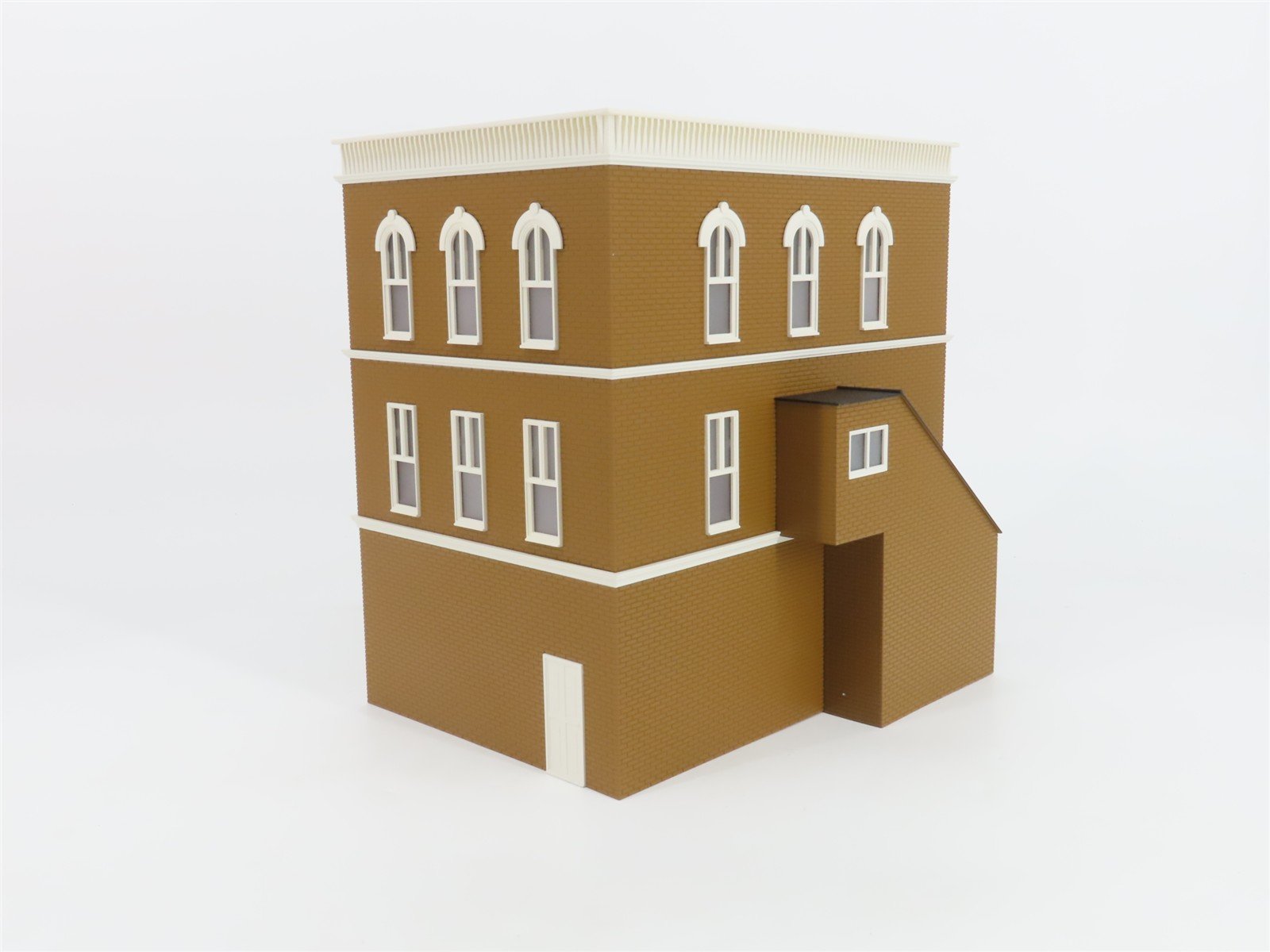 O Scale Lionel 6-34131 Al's Hardware Building w/ Light