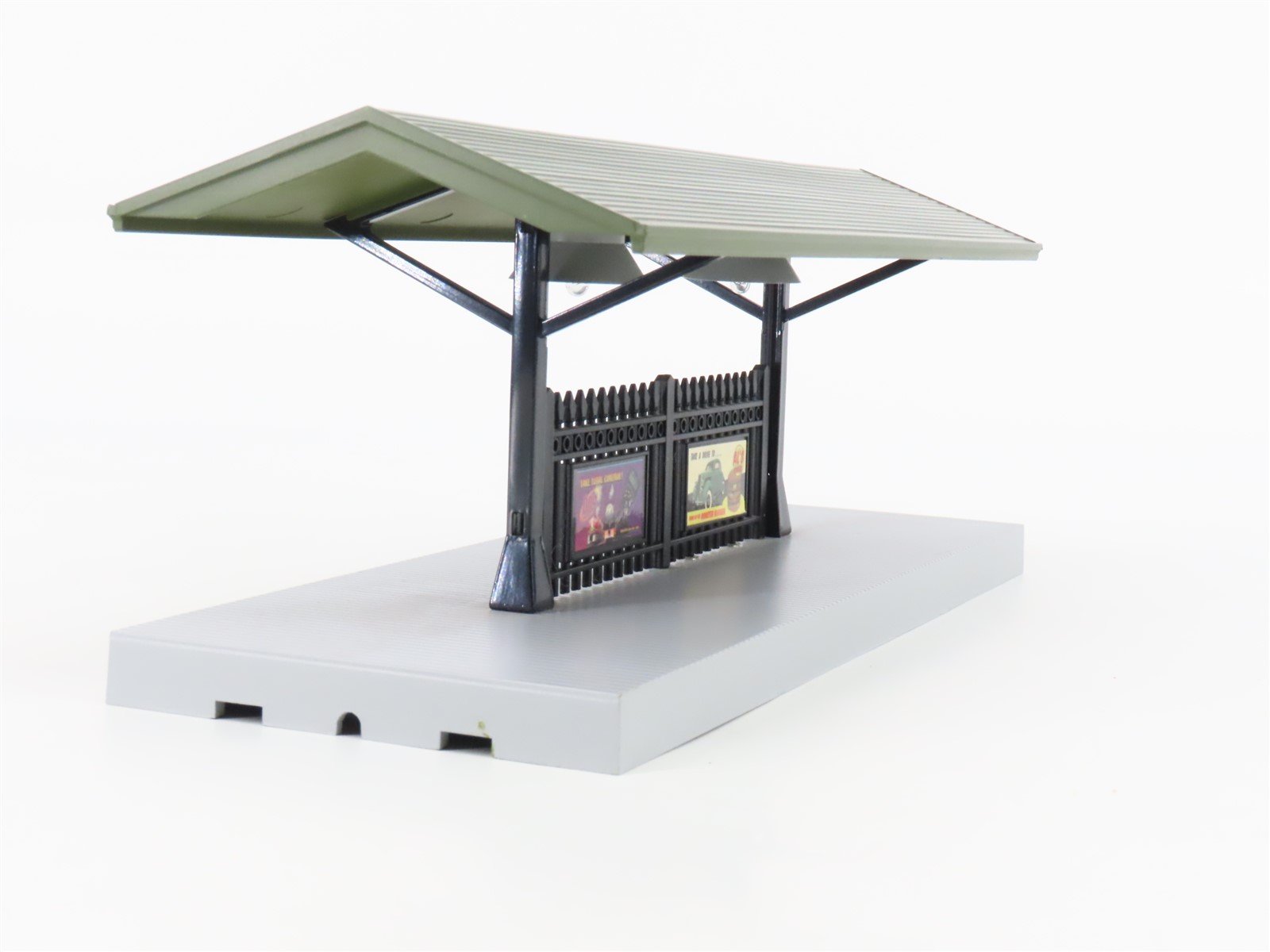 O Scale MTH 30-90094 Dark Red Stone Passenger Station w/Dual Platforms