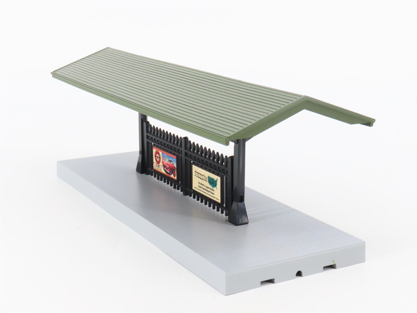 O Scale MTH 30-90094 Dark Red Stone Passenger Station w/Dual Platforms