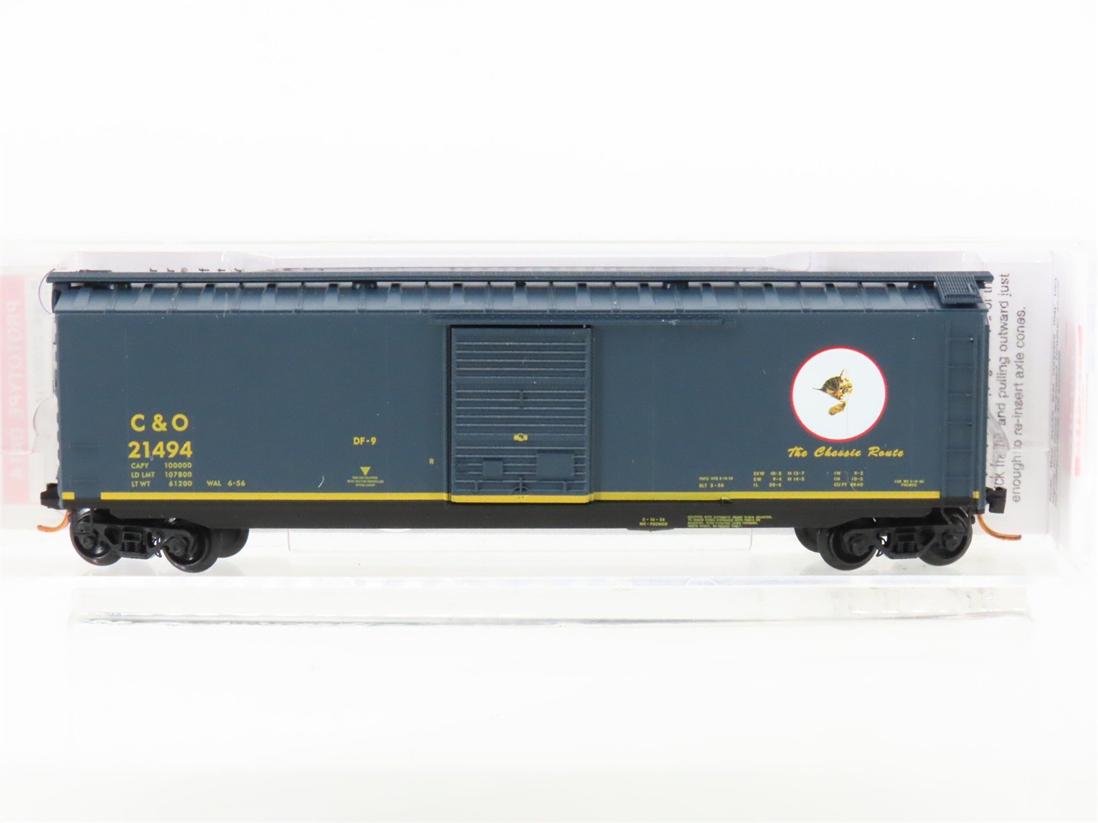 N Scale Micro-Trains MTL 03100076 C&O The Chessie Route 50' Boxcar #21494