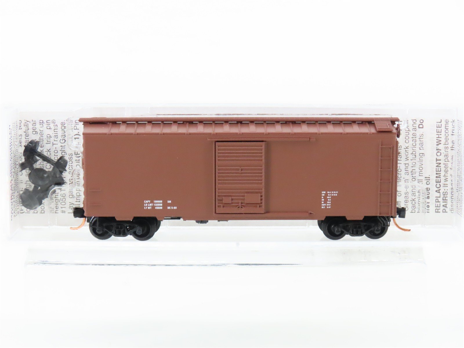 N Scale Micro-Trains MTL 20001 Unlettered Dimensional 40' Standard Boxcar