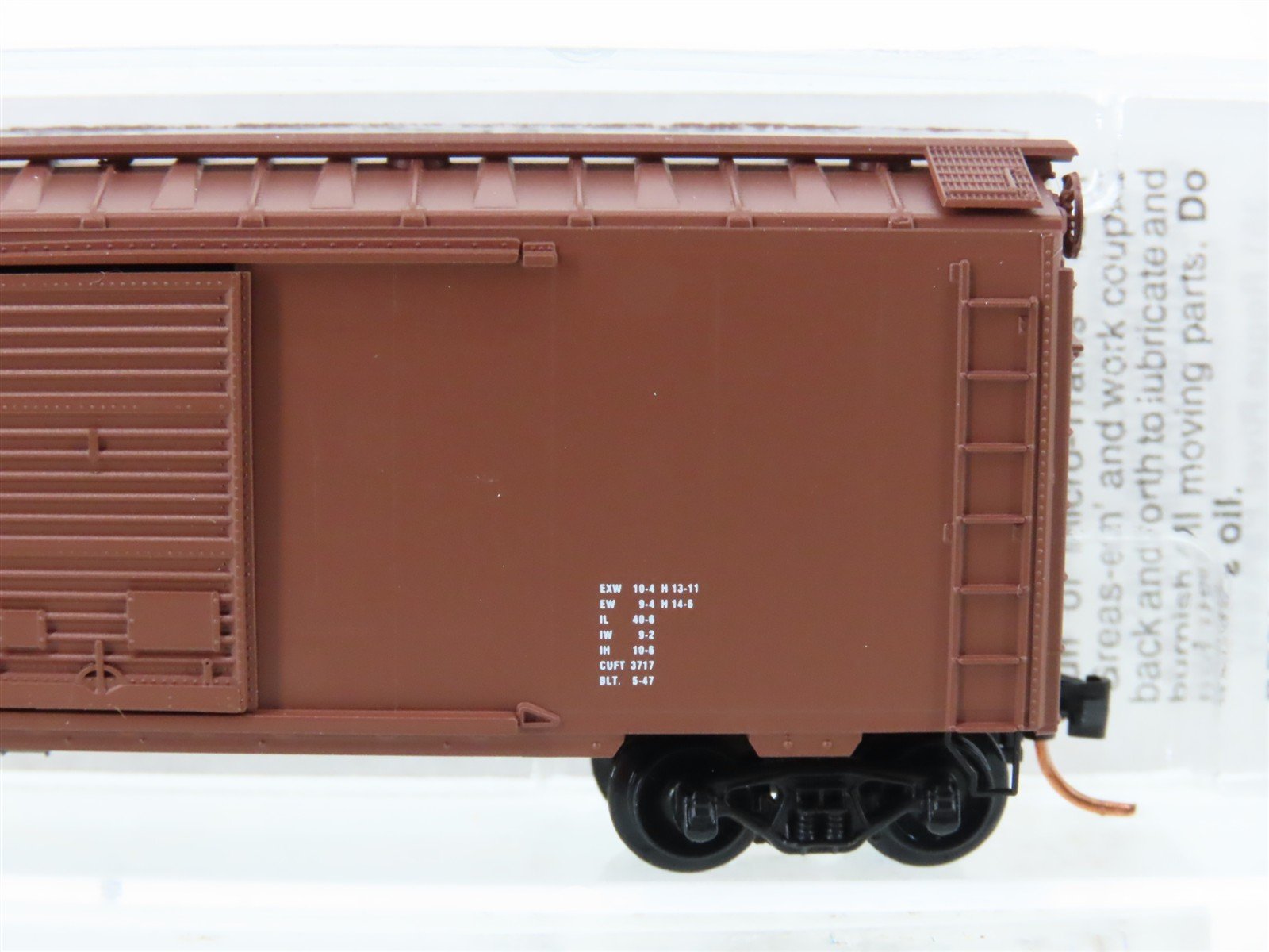 N Scale Micro-Trains MTL 20001 Unlettered Dimensional 40' Standard Boxcar