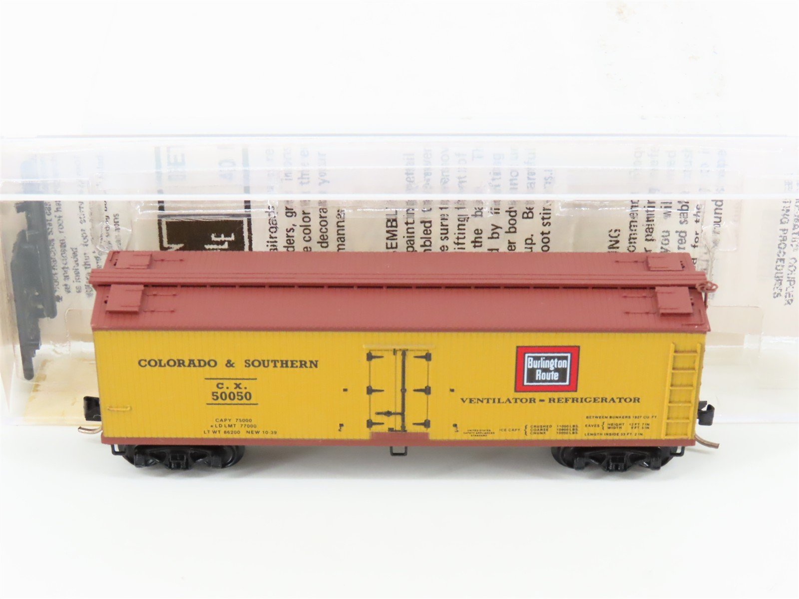 N Micro-Trains MTL 49370 CX Burlington Route /C&S 40' Woodside Reefer #50050