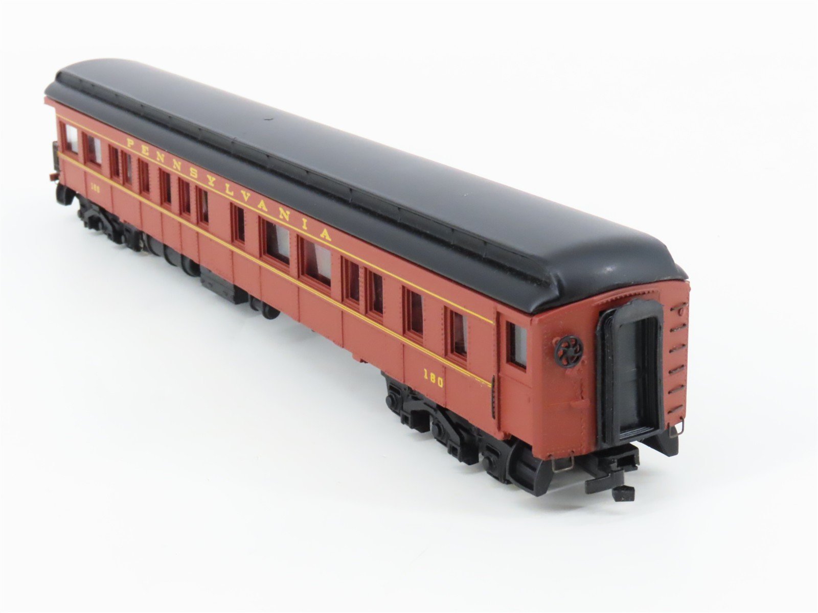 HO Scale Bachmann 89006 PRR Pennsylvania Observation Passenger #180 w/ Lights