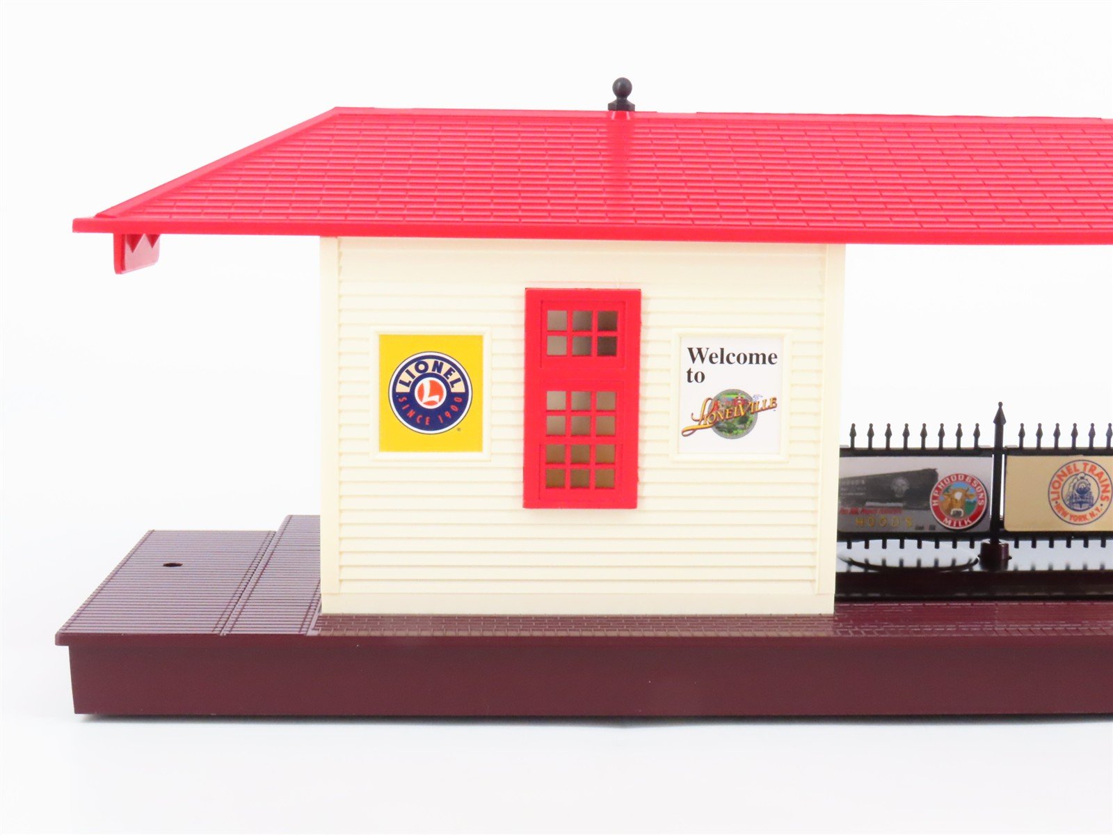 O Scale Lionel 6-14236 #356 Operating Freight Station Building