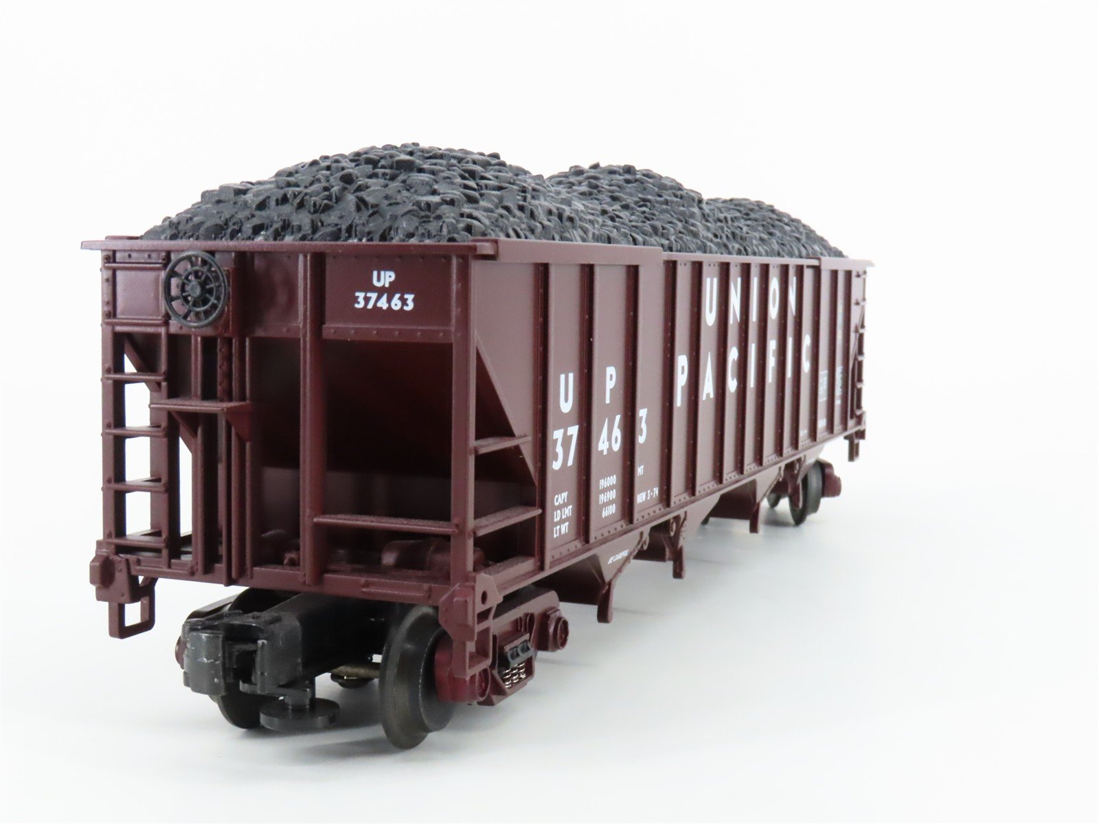 O Gauge 3-Rail MTH UP Union Pacific 4-Bay Open Hopper #37463 w/ Coal Load
