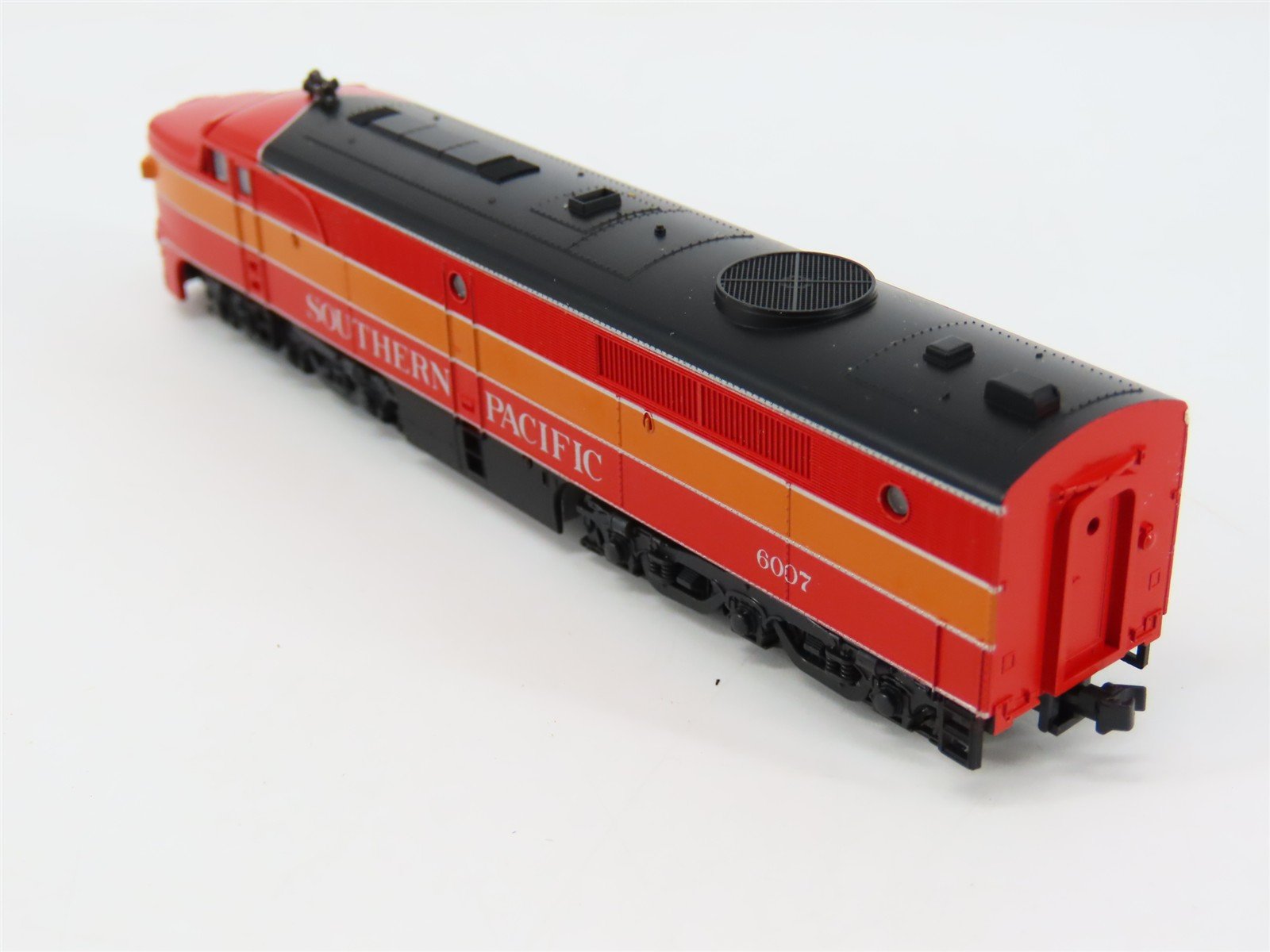 N Scale KATO 106-0802 SP Southern Pacific Daylight PA-1/PB-1 Diesel Loco Set