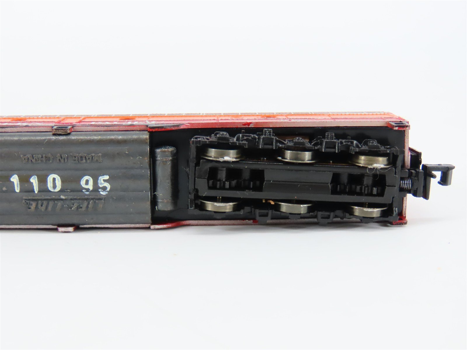 N Scale Life-Like 7230 SP Southern Pacific Daylight E8A Diesel Loco #6052